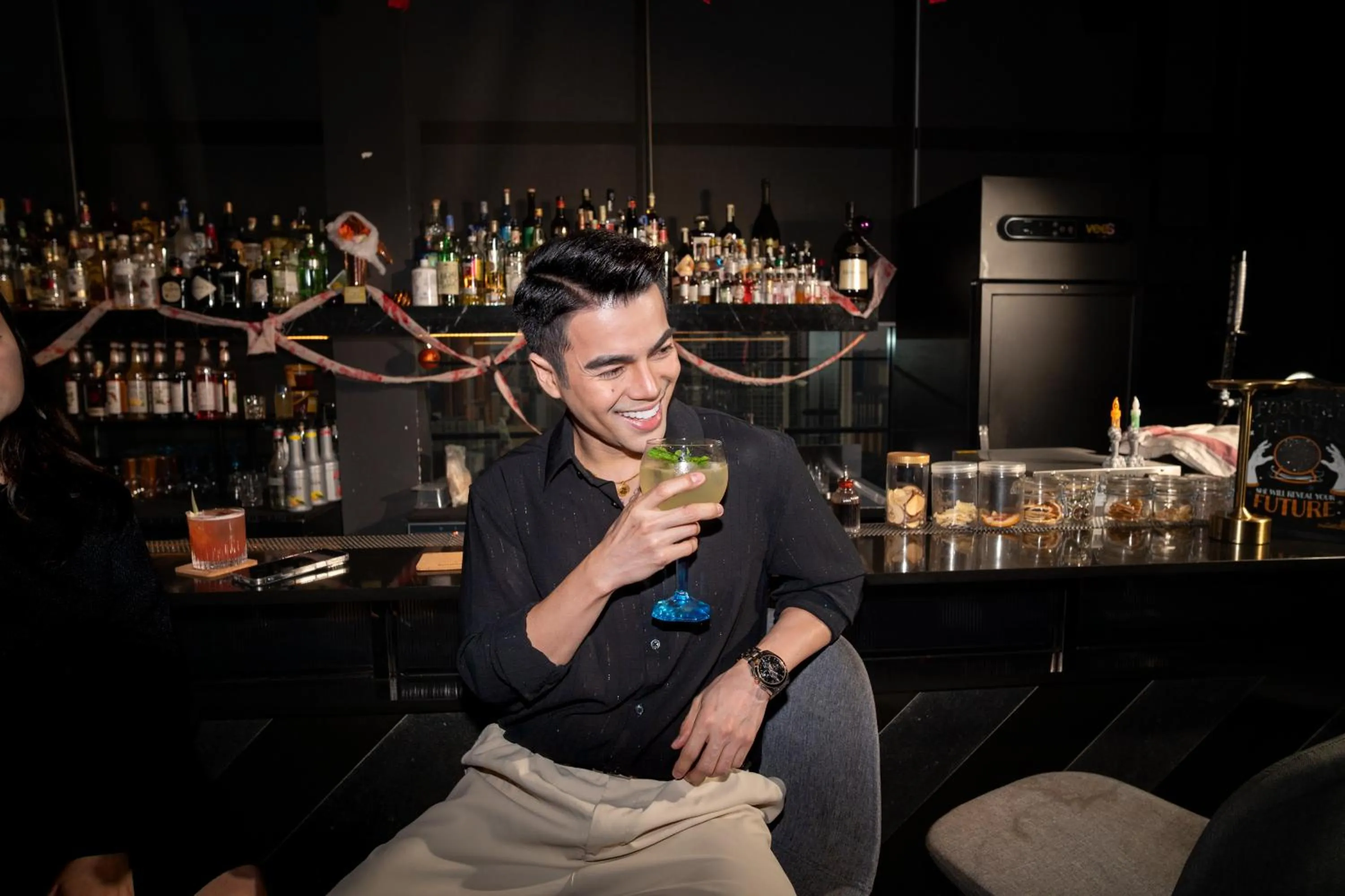 Restaurant/places to eat in Ceylonz Suites KLCC Rooftop Infinity Pool KL Tower View