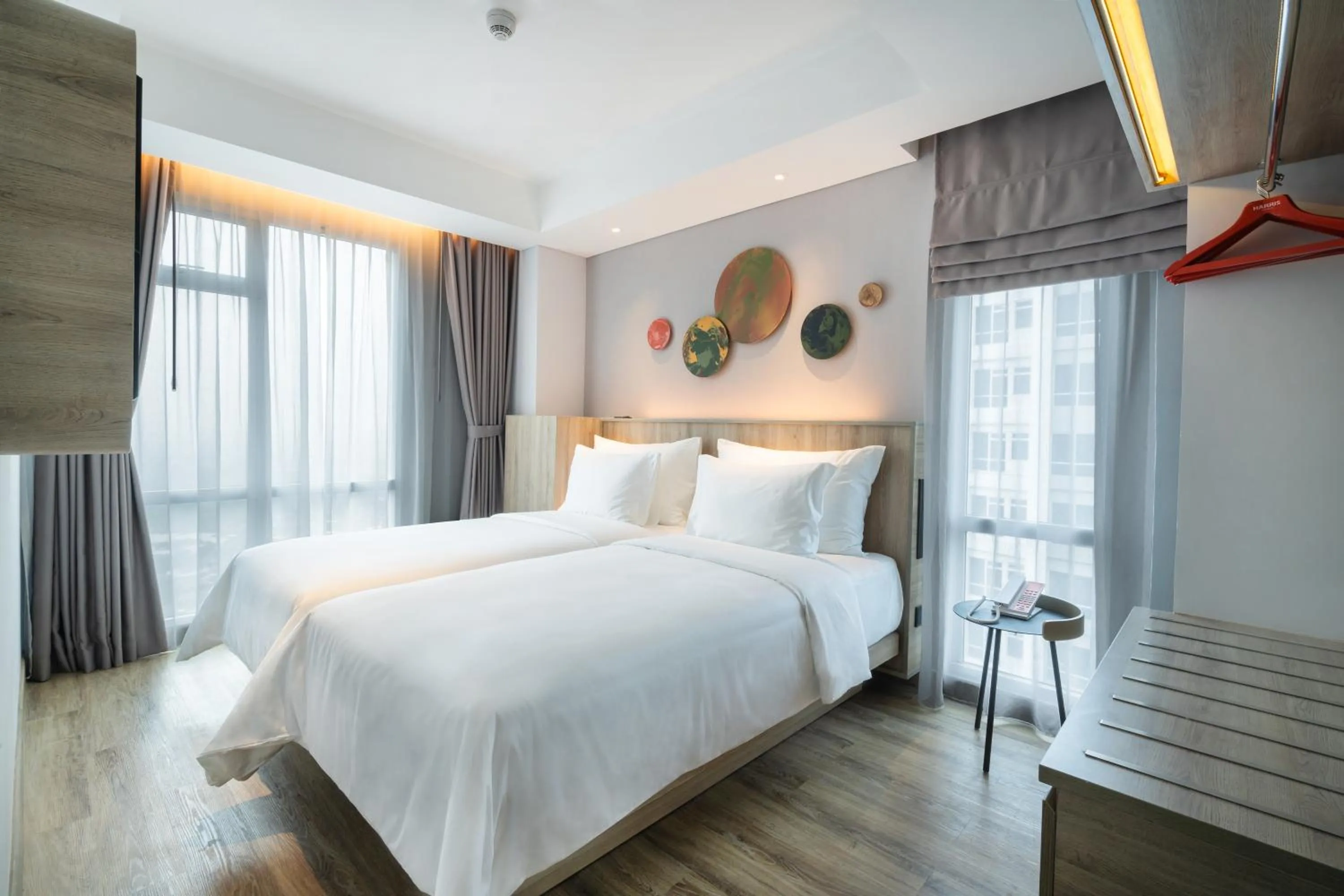 Bedroom, Bed in Harris Suites Puri Mansion