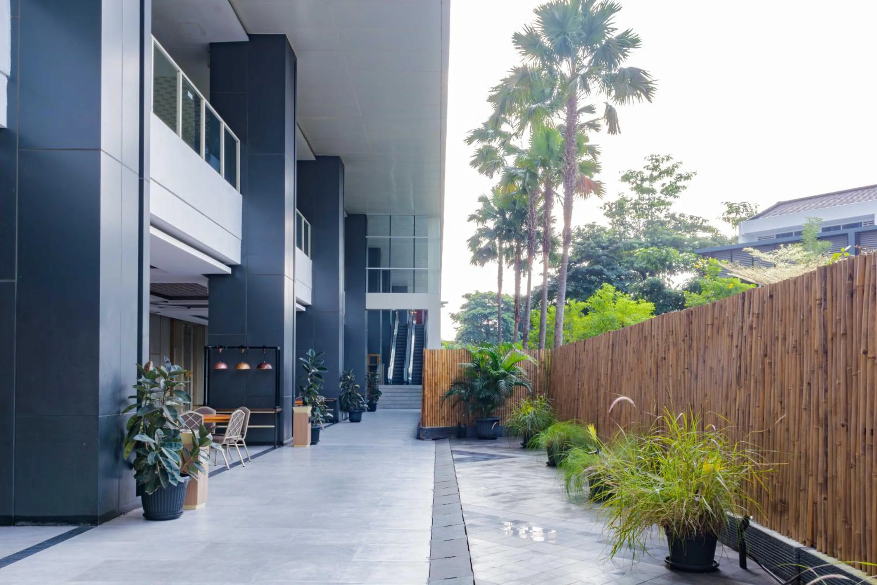 Meeting/conference room in Harris Suites Puri Mansion