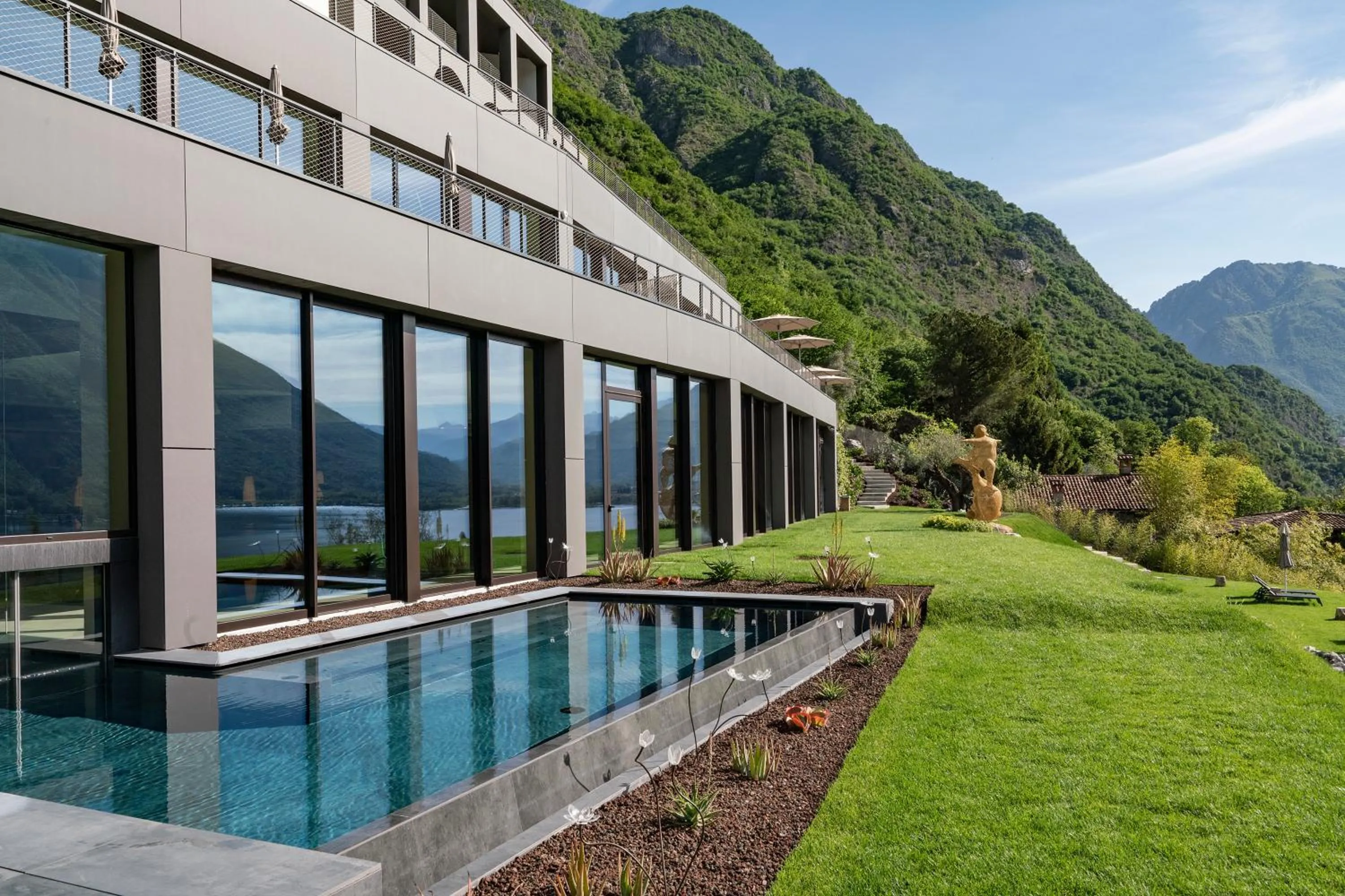 Swimming pool in ARIA Retreat & SPA - The Leading Hotels of the World