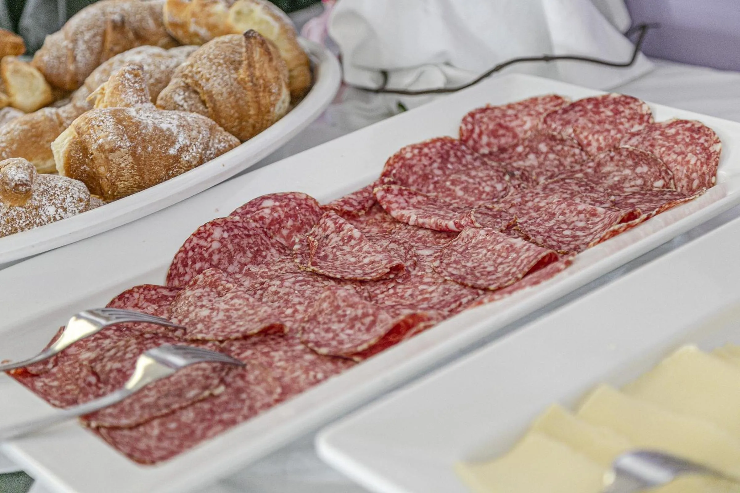 Continental breakfast in Hotel Tropical