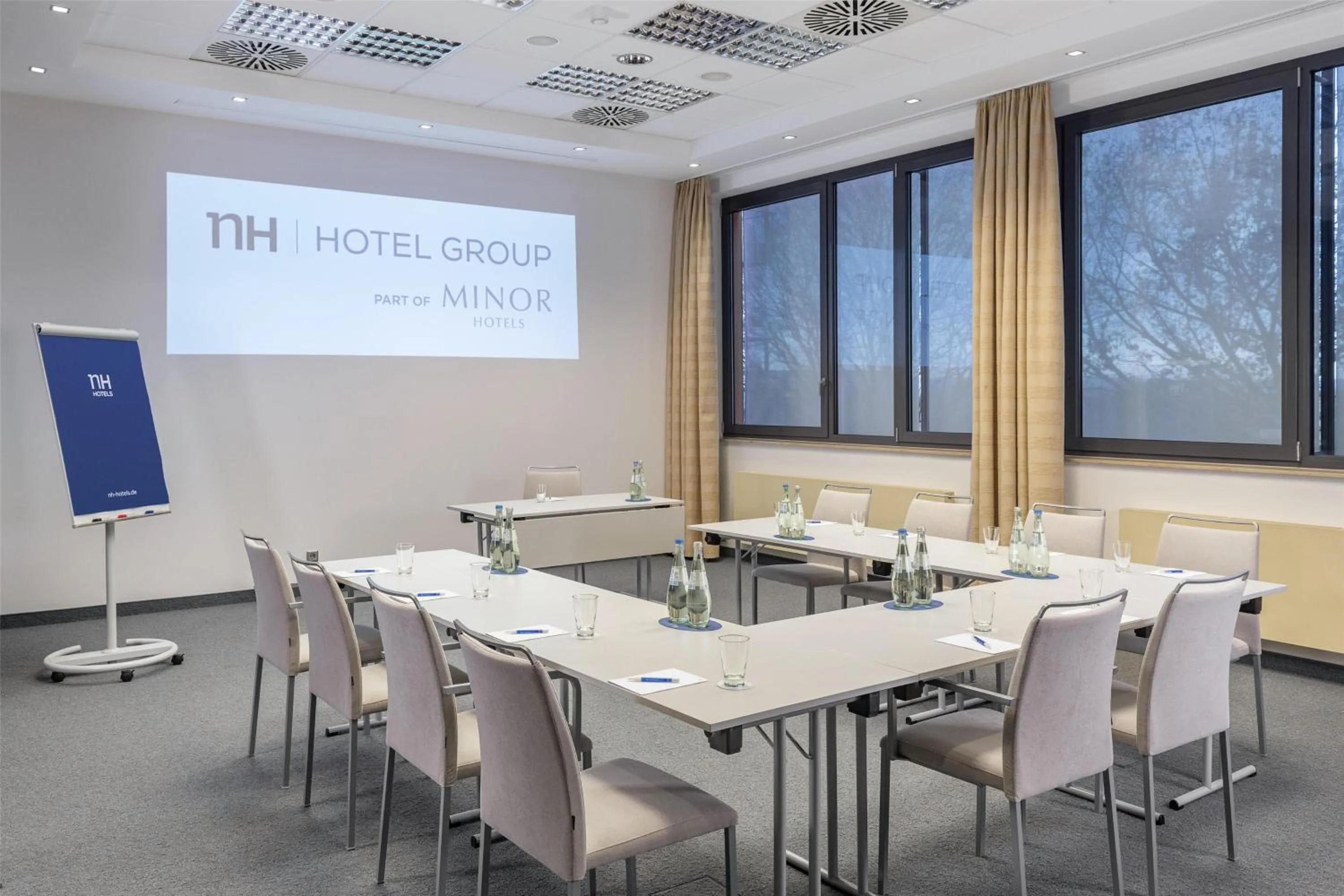 Meeting/conference room in NH Stuttgart Airport
