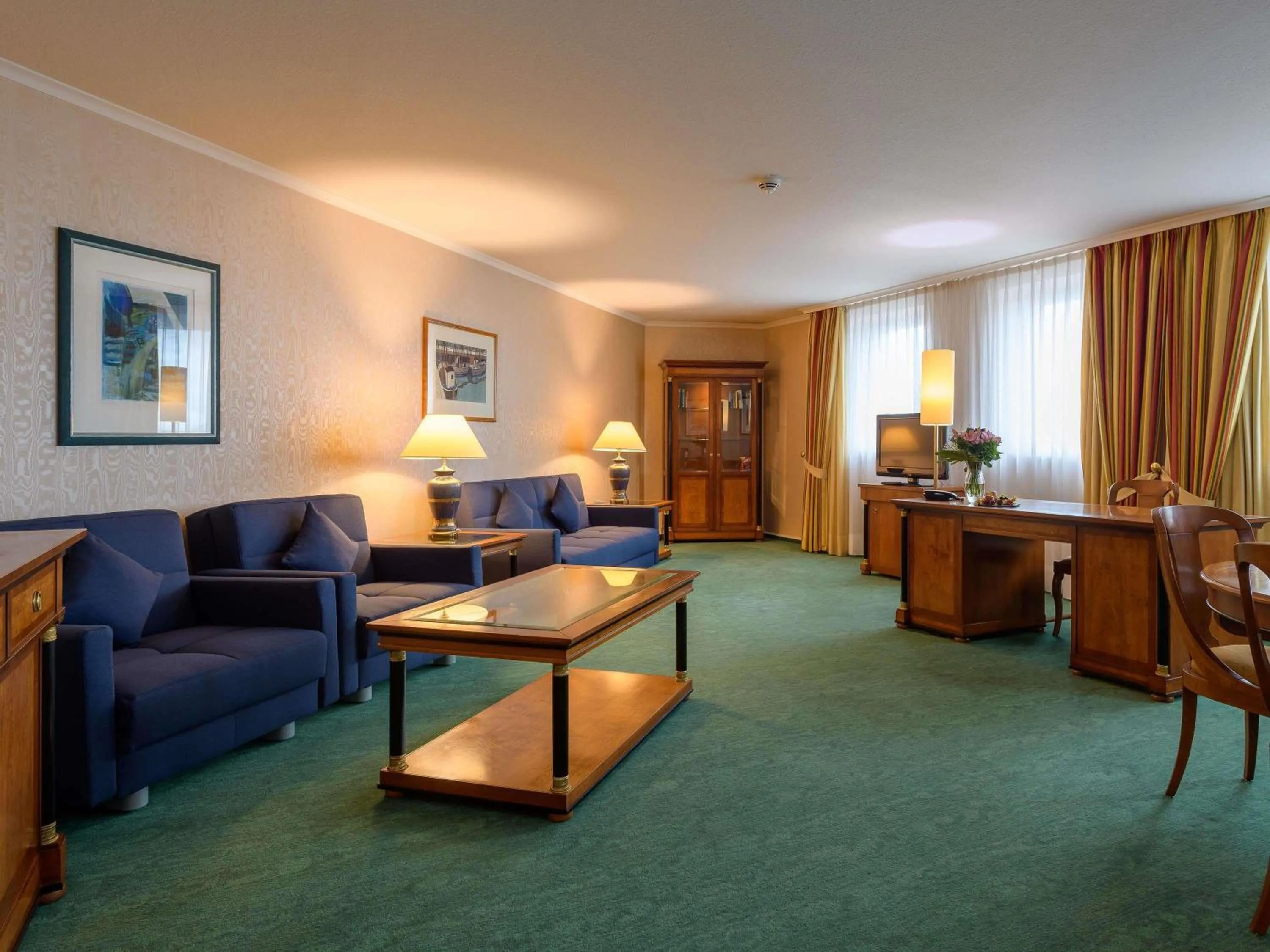 Bedroom in Novotel Freiburg am Konzerthaus