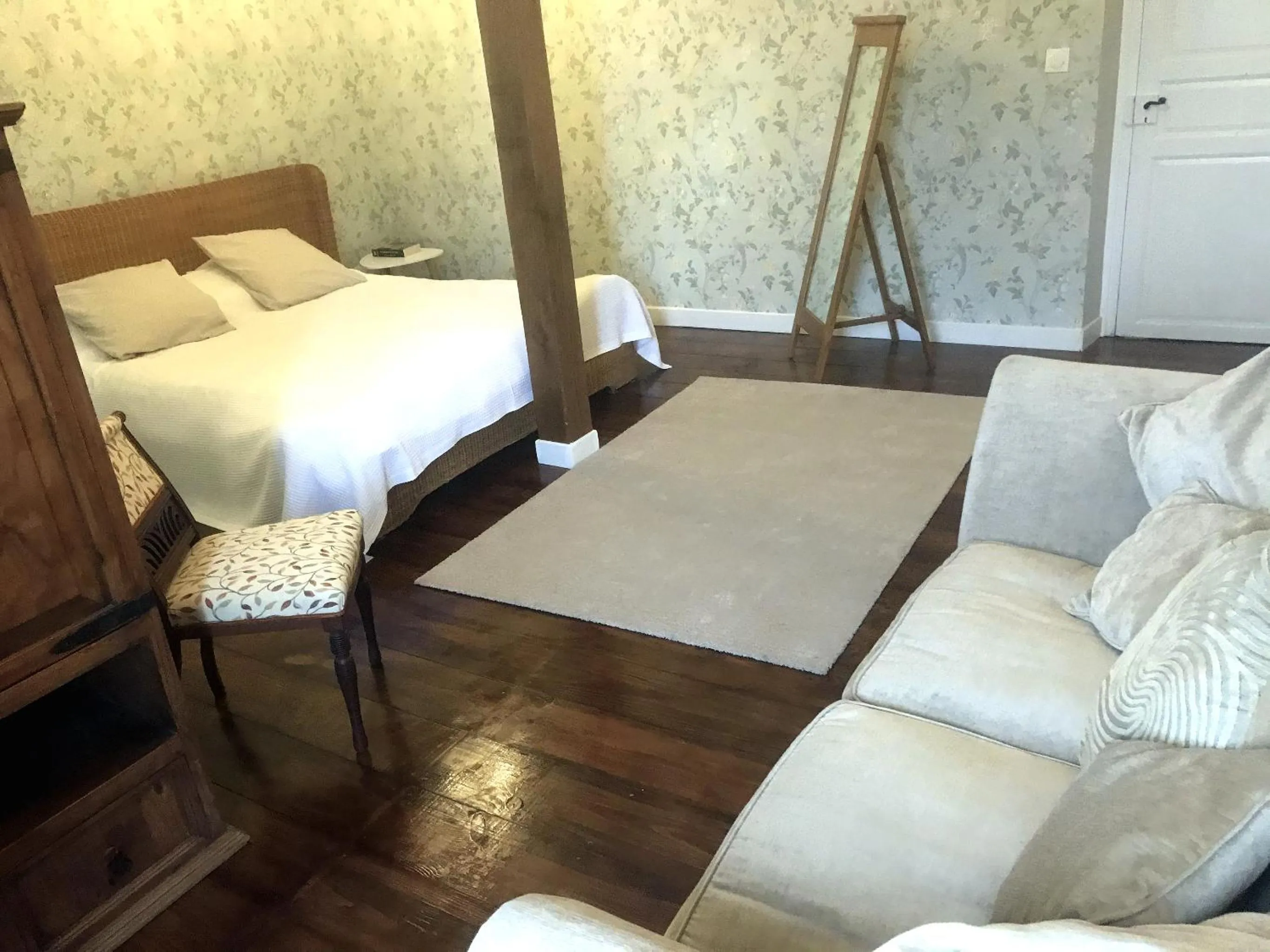 Bedroom, Bed in Au Plech