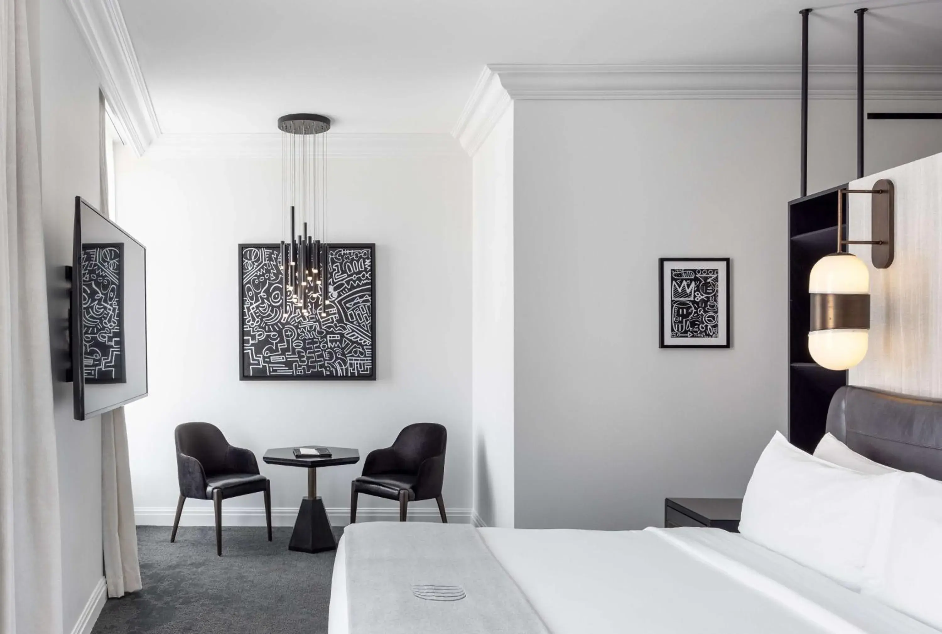 Atrium King Junior Suite in Daxton Hotel Birmingham, Curio Collection by Hilton Atrium King Junior Suite in Daxton Hotel Birmingham, Curio Collection by Hilton