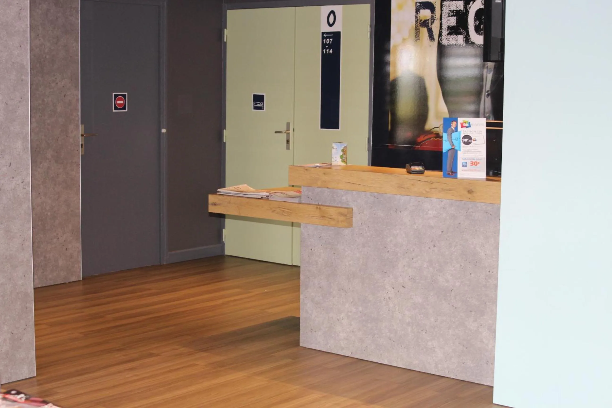 Lobby or reception in Hotel ibis Budget Laval