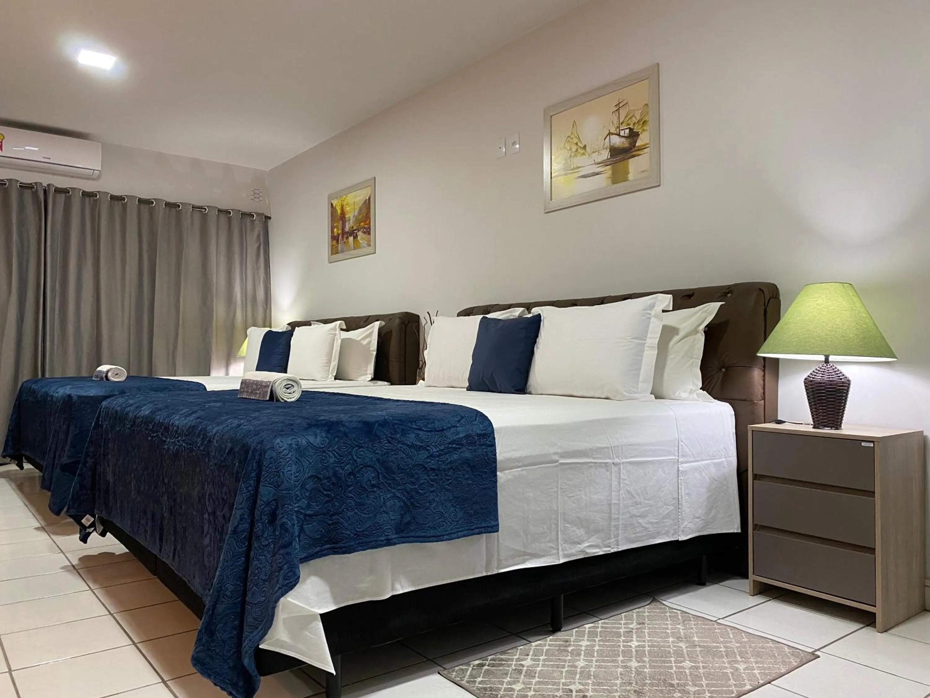Bed in B & A Suites Inn Hotel - Quarto Luxo Safira