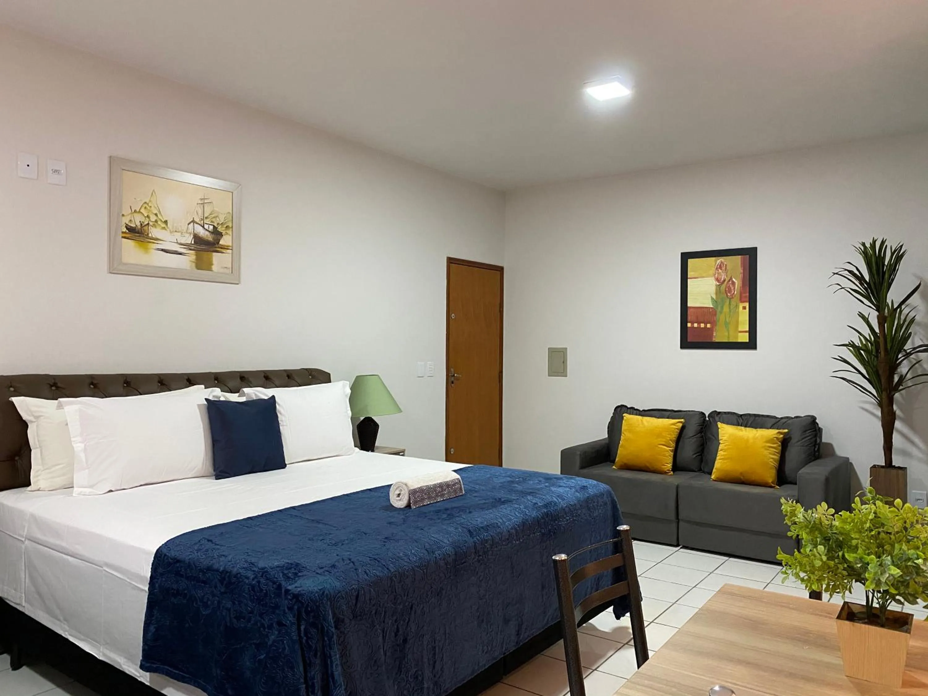 B & A Suites Inn Hotel - Quarto Luxo Safira