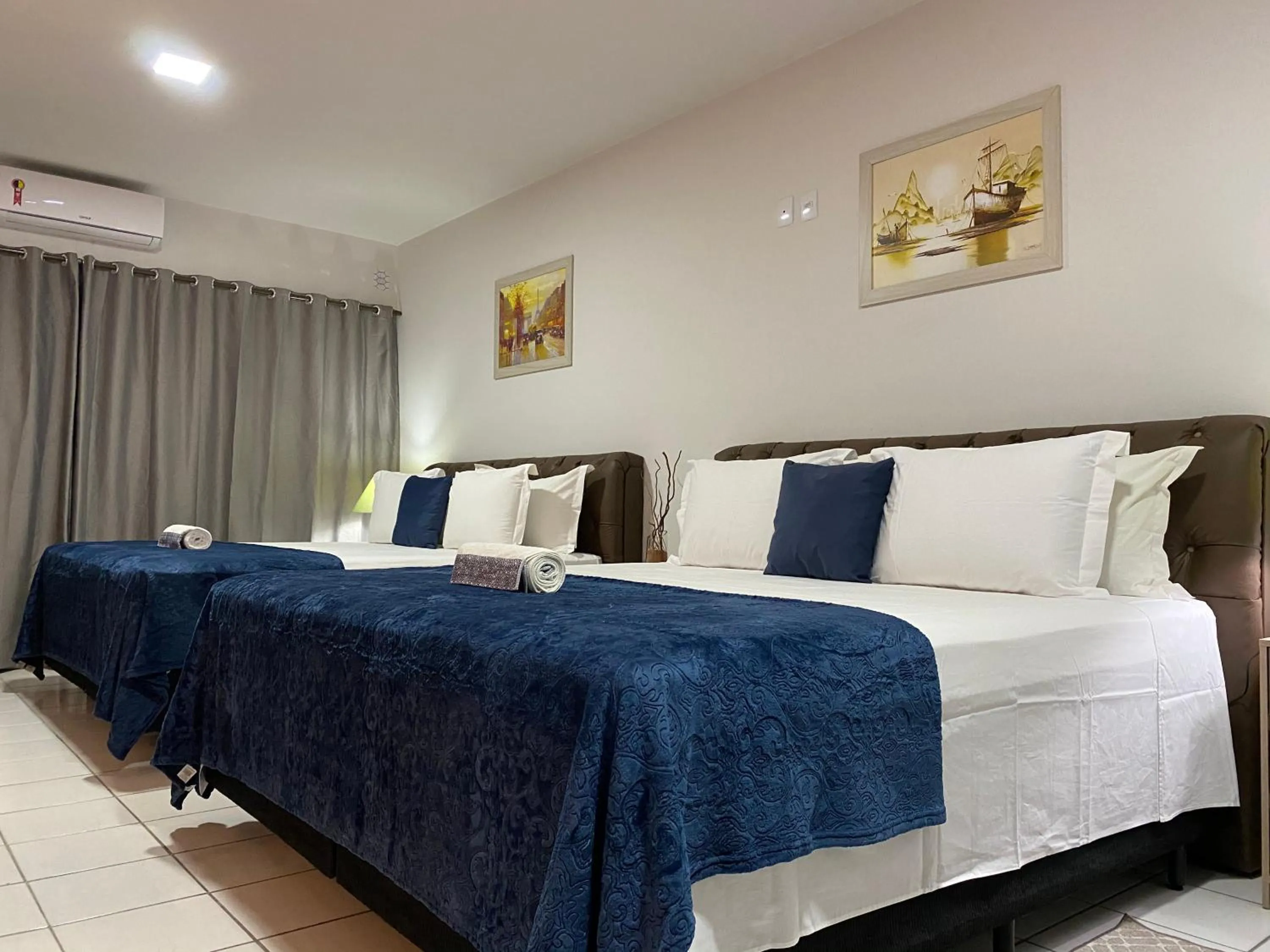 Bed in B & A Suites Inn Hotel - Quarto Luxo Safira