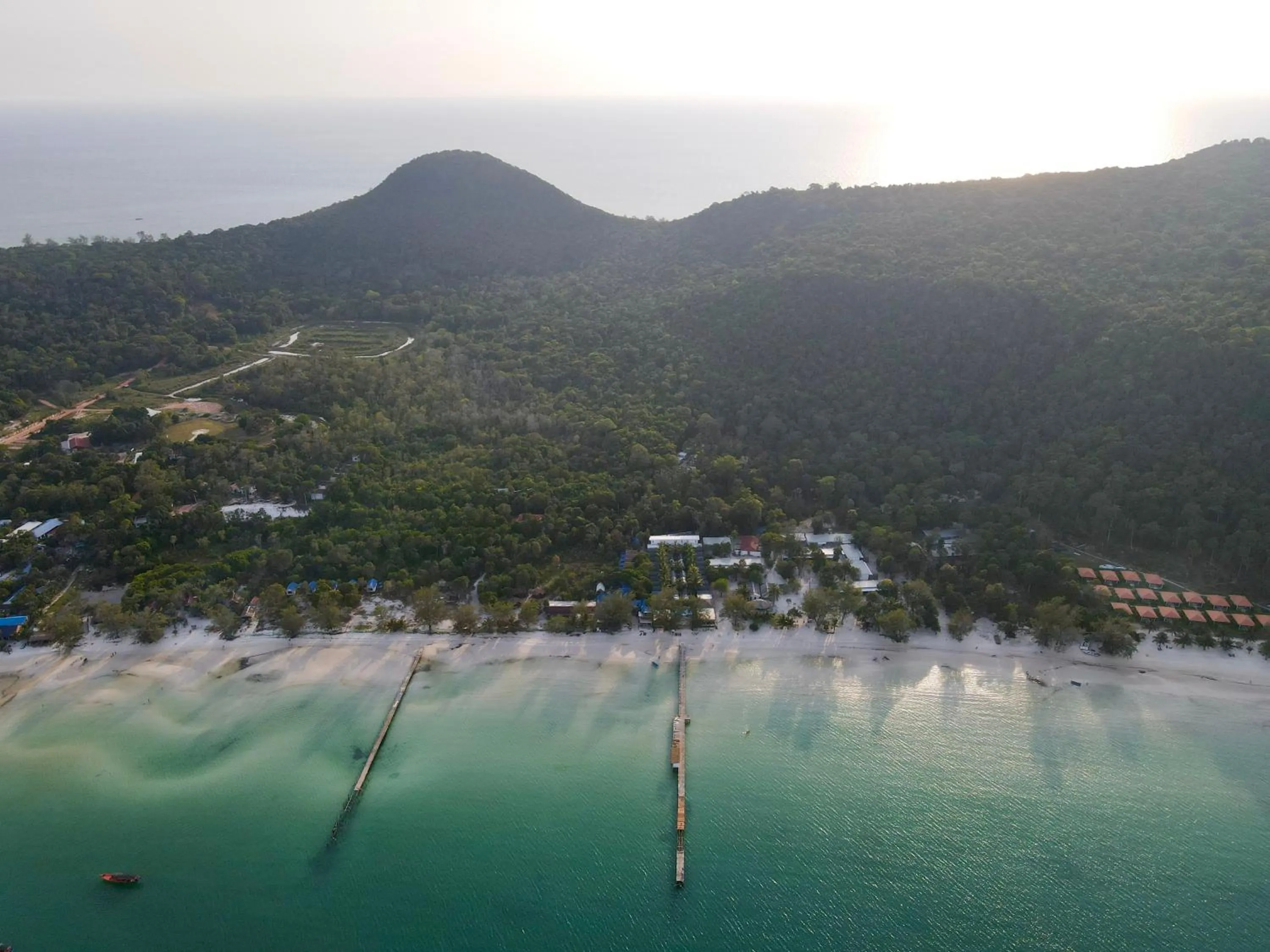 Natural landscape in Eden Beach Resort by EHM