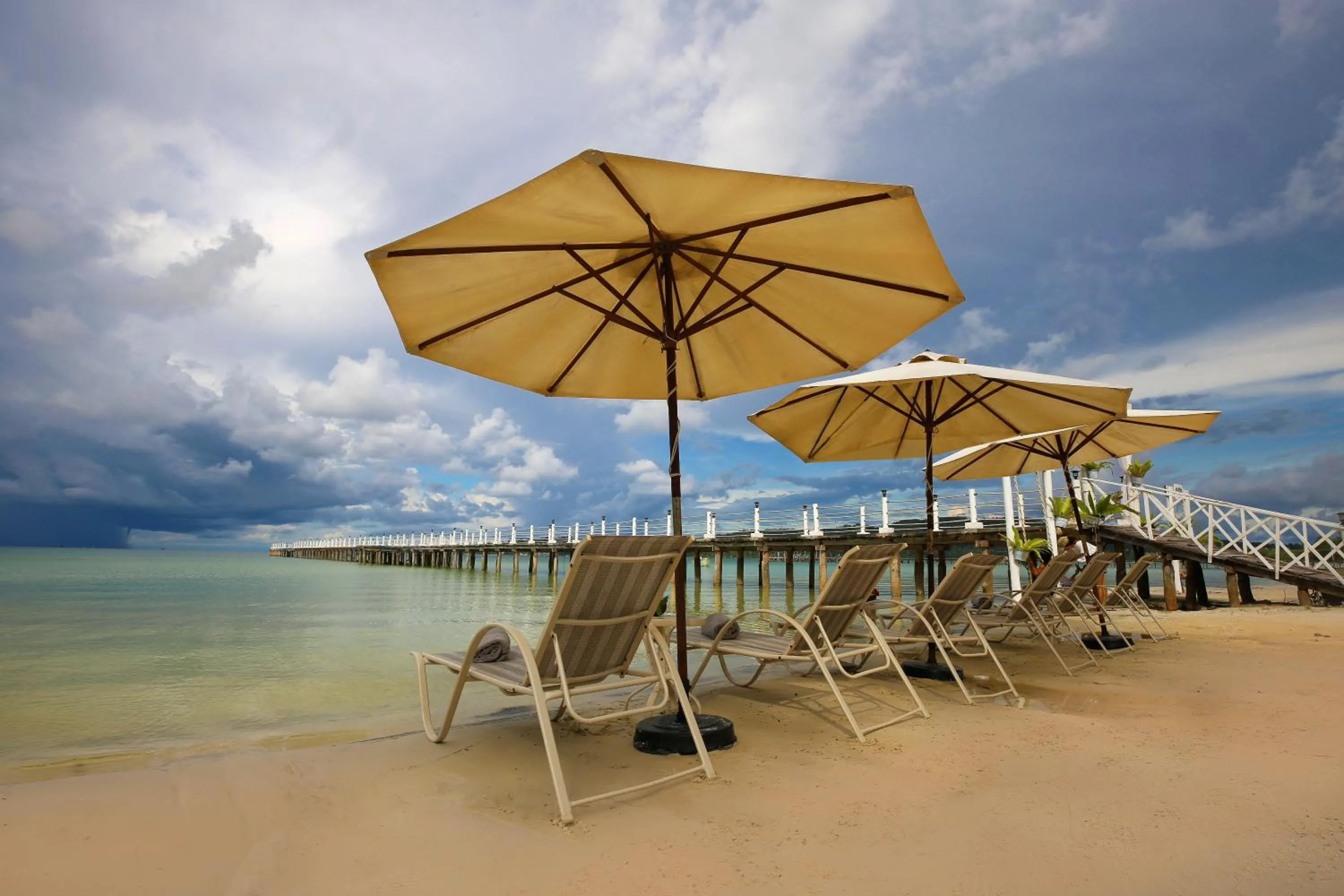 Day in Eden Beach Resort by EHM