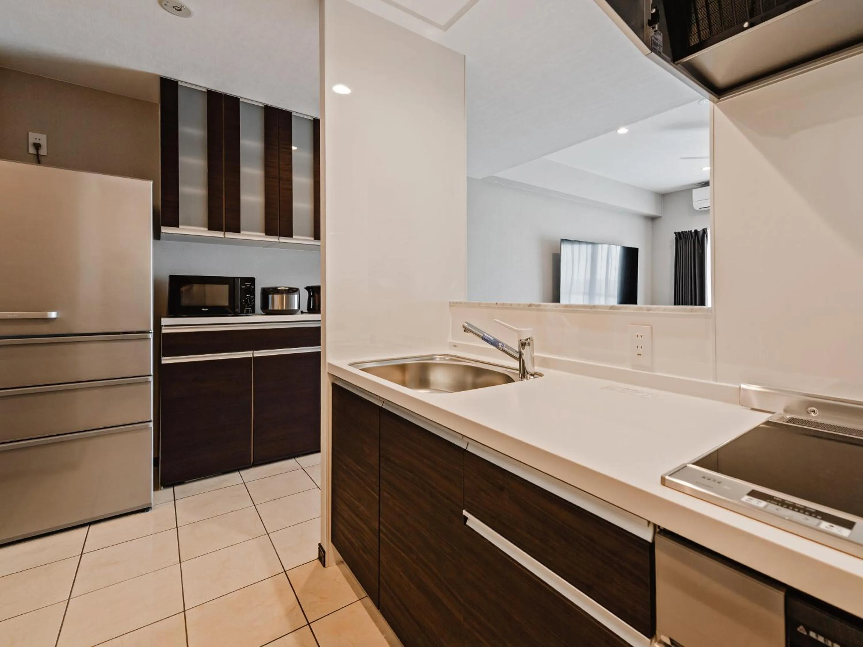 Kitchen or kitchenette in Family Condo Chatan Hills by Coldio Premium
