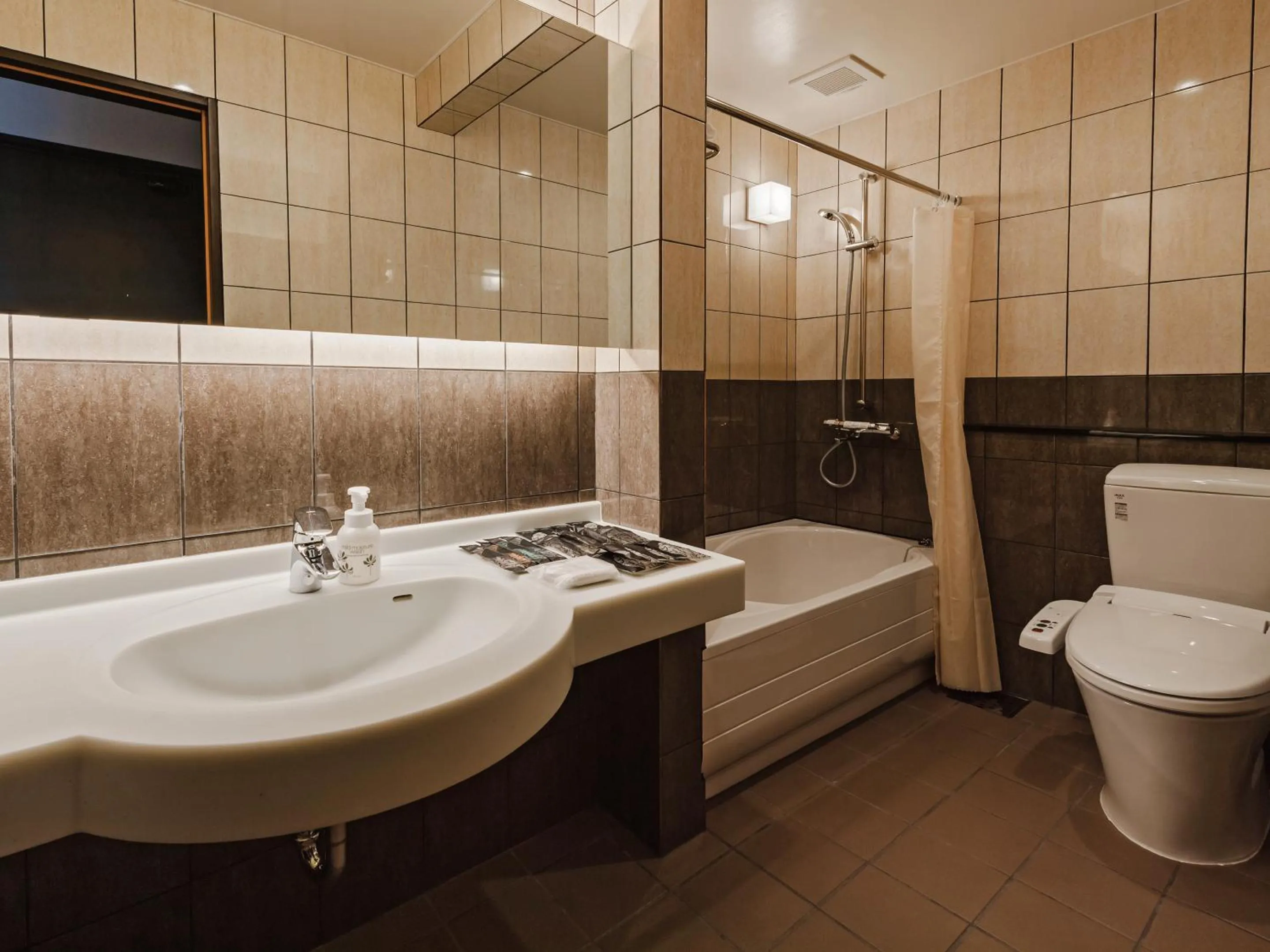 Bathroom in Family Condo Chatan Hills by Coldio Premium