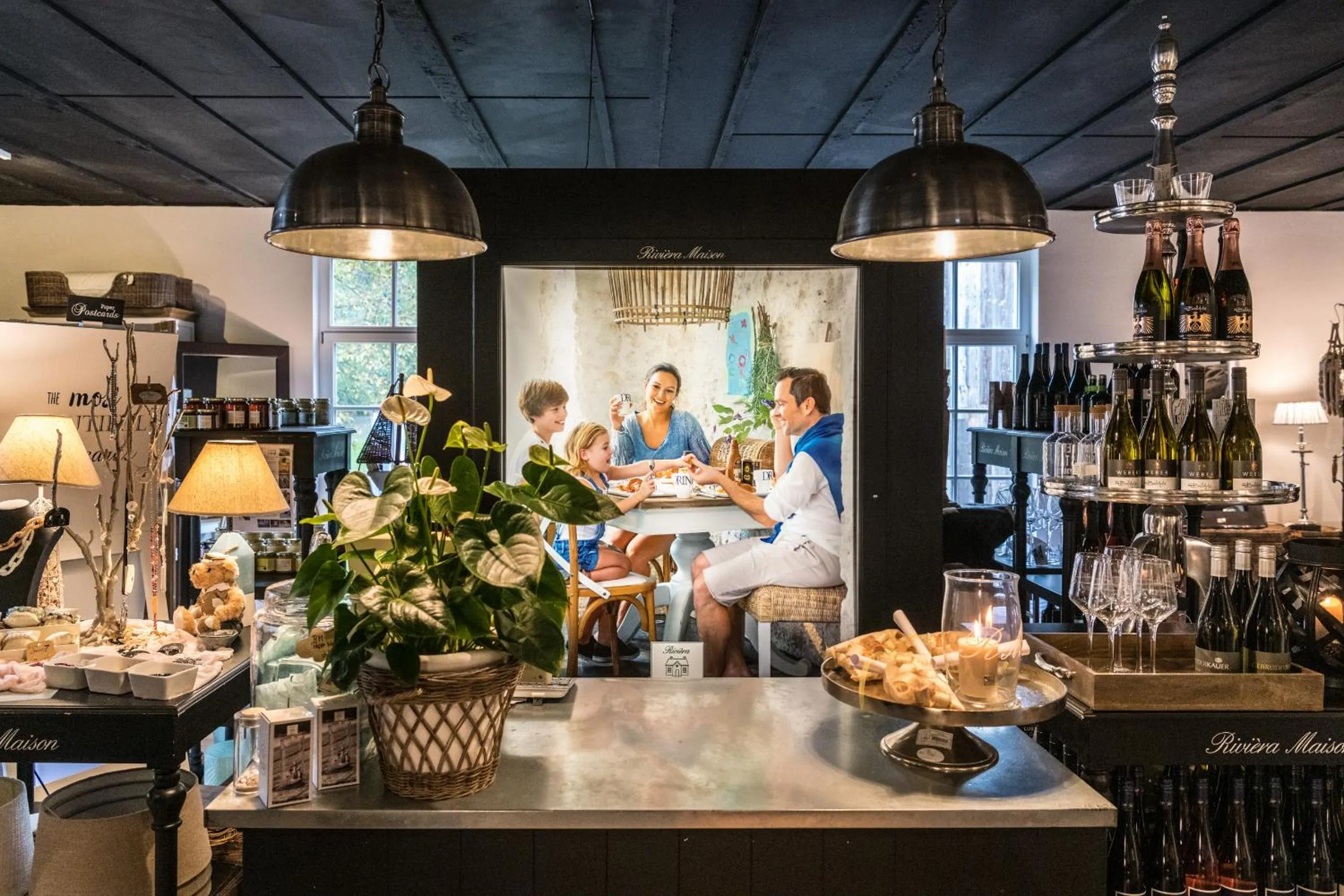 On-site shops in Bollants SPA im Park, Autograph Collection