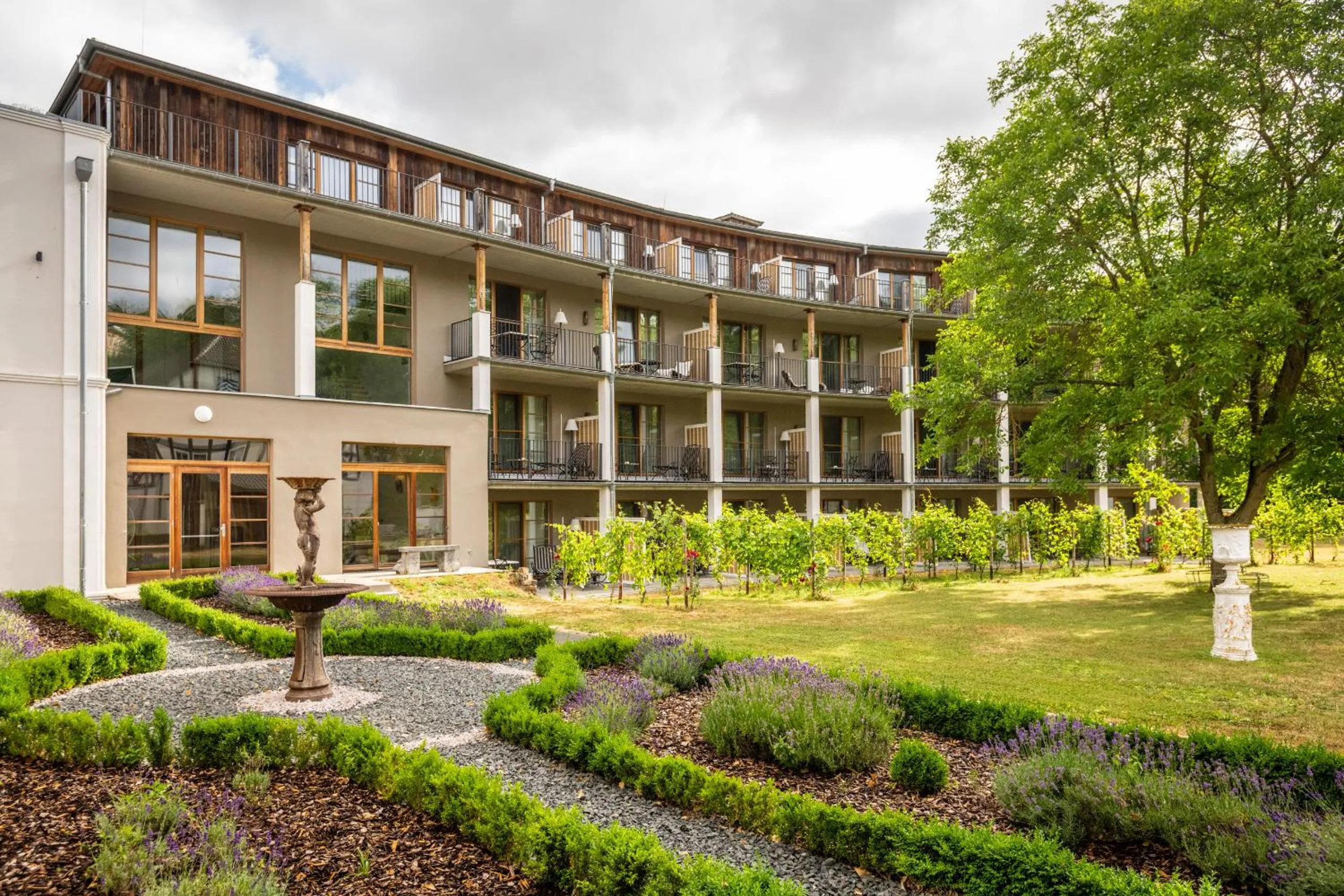 Property building in Bollants SPA im Park, Autograph Collection