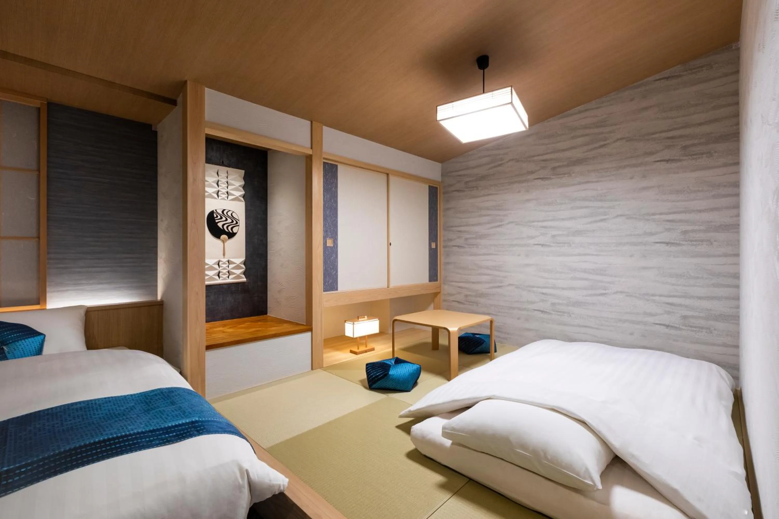 Photo of the whole room, Bed in Rinn Niomon