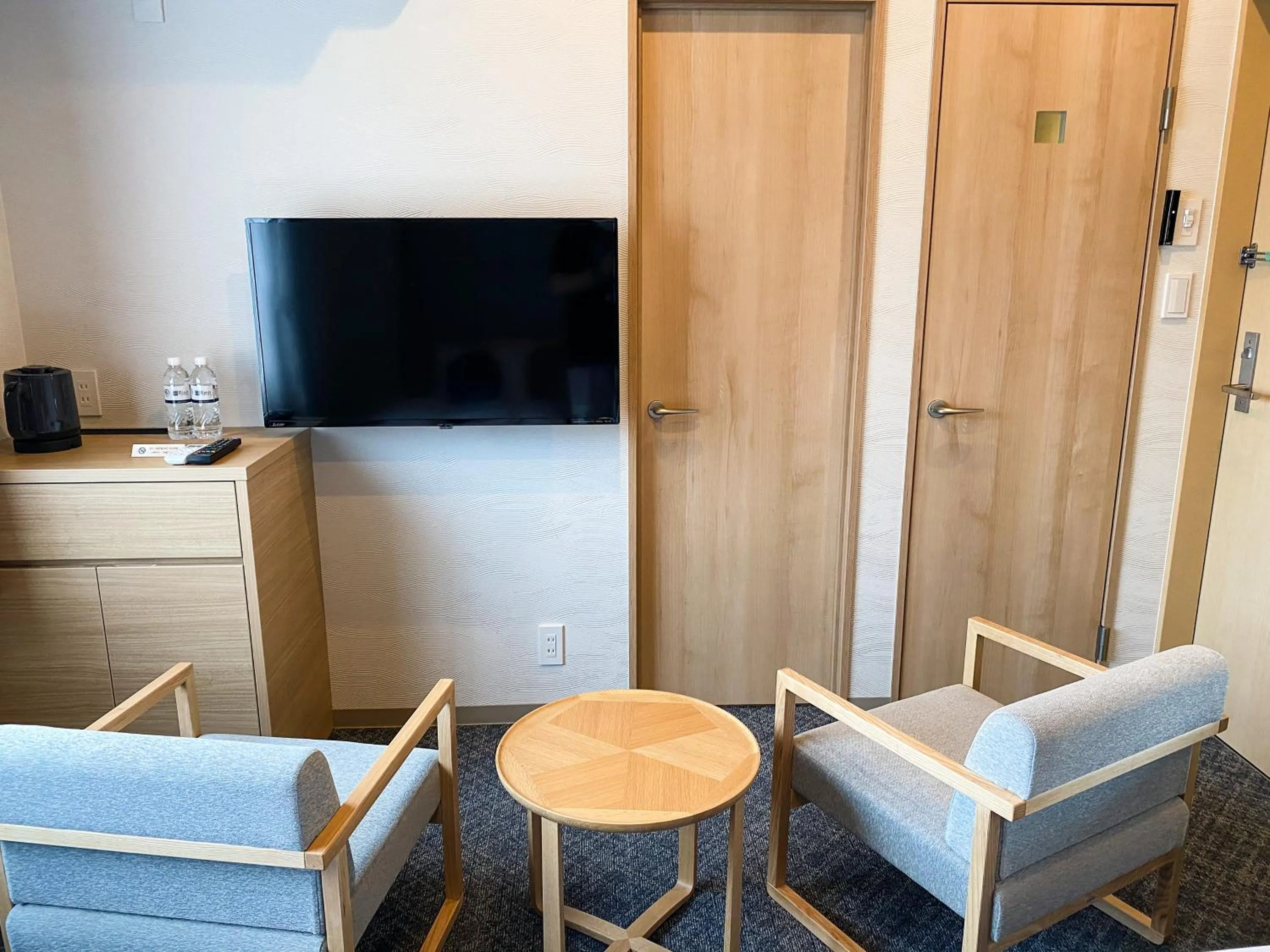 TV and multimedia in Rinn Niomon