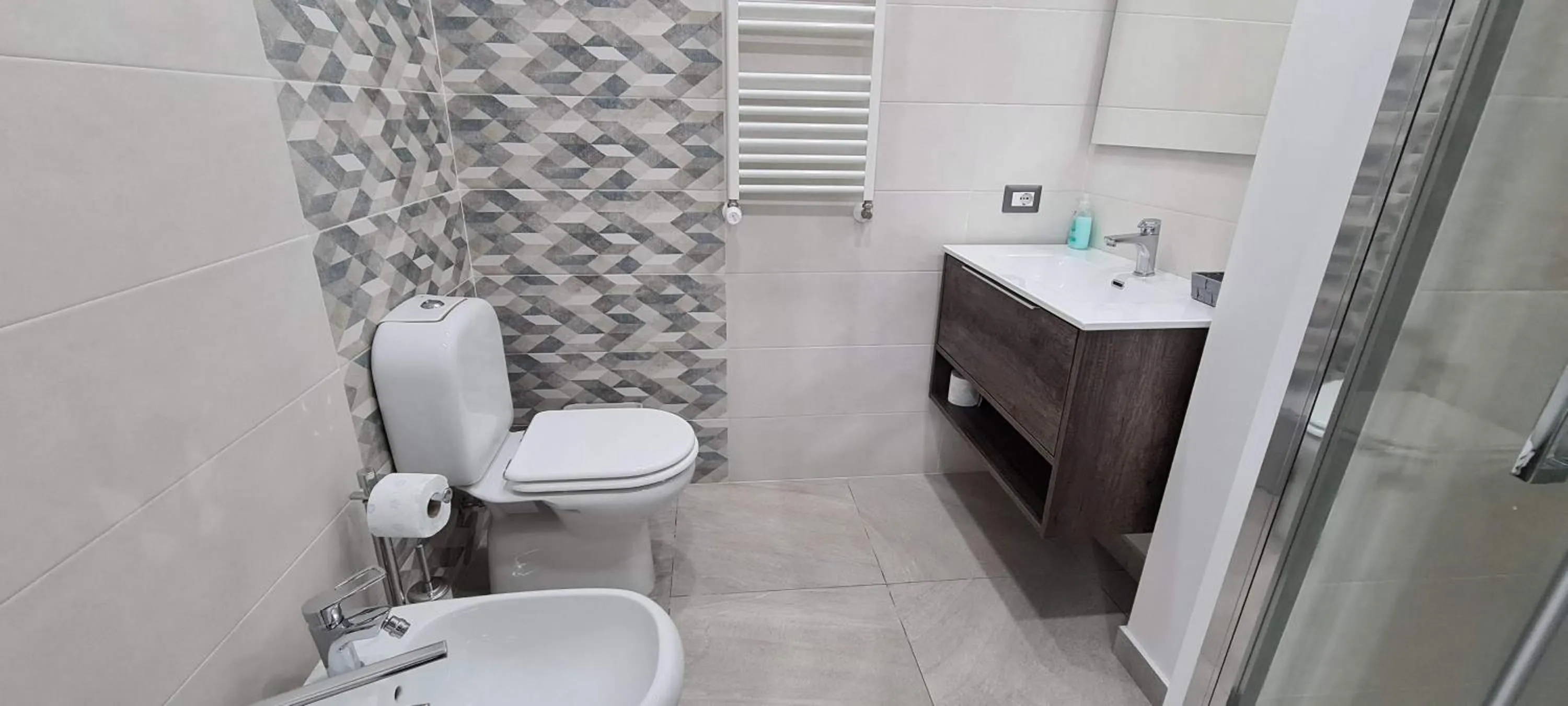 Toilet in Idilliaco inn