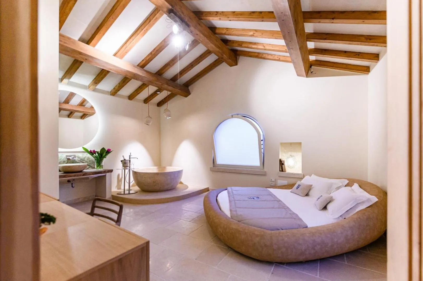 Bed in Pollicastro Boutique Hotel