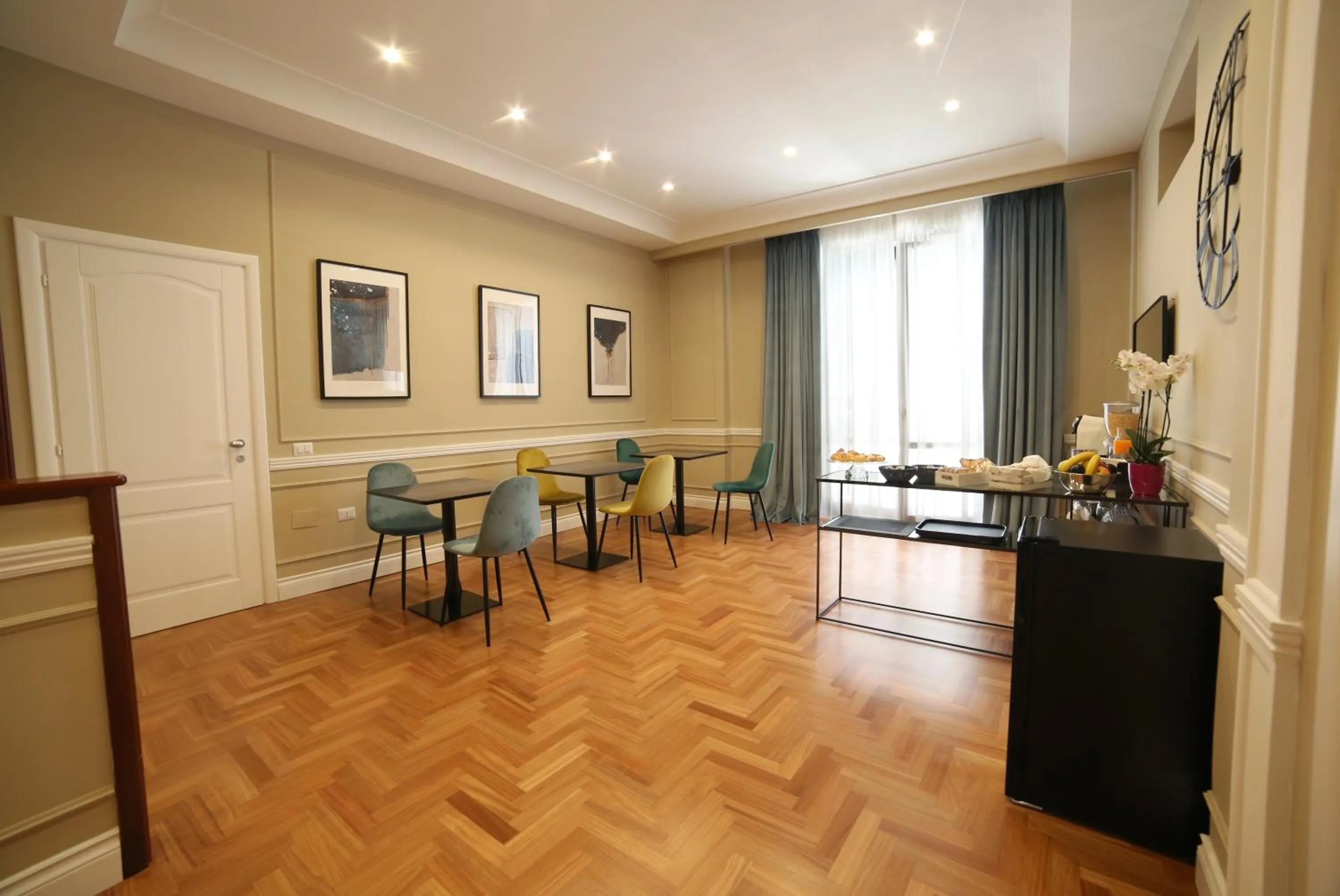 Living room in B&B Villa Sant'Elmo con parcheggio interno