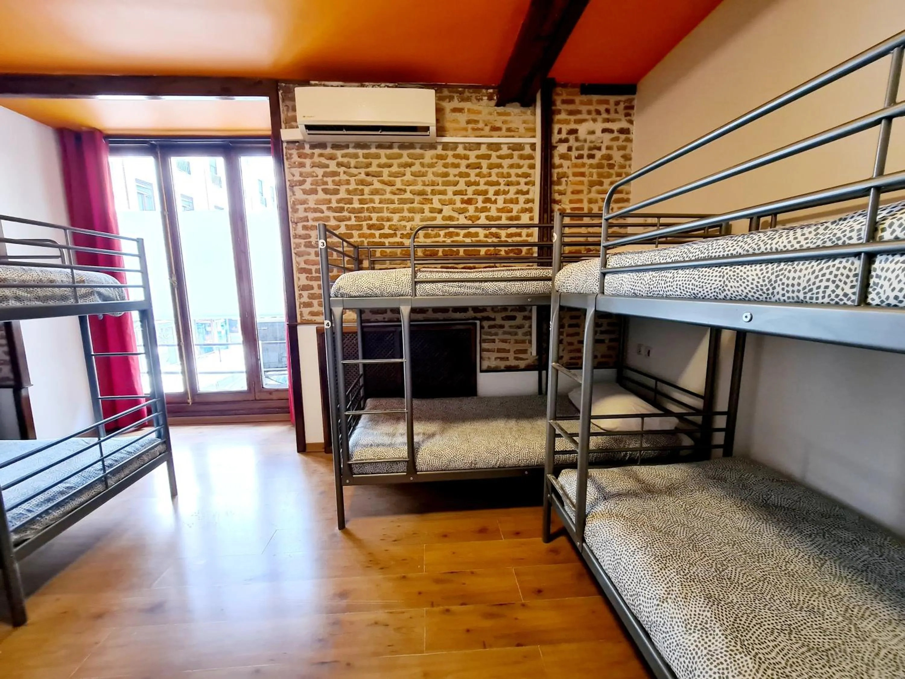 bunk bed in Arc House Madrid - Puerta del Sol Only Adults