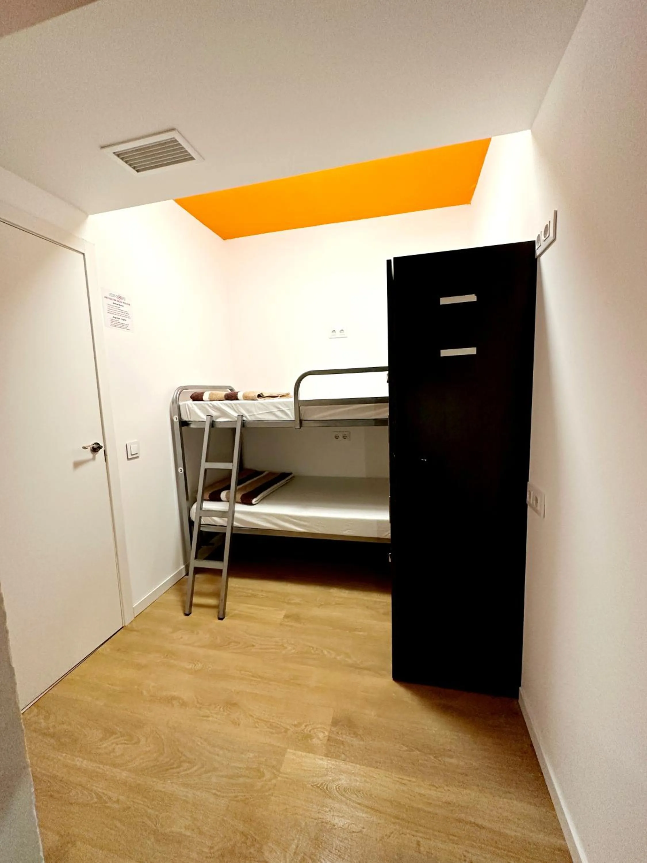 bunk bed in Arc House Madrid - Puerta del Sol Only Adults