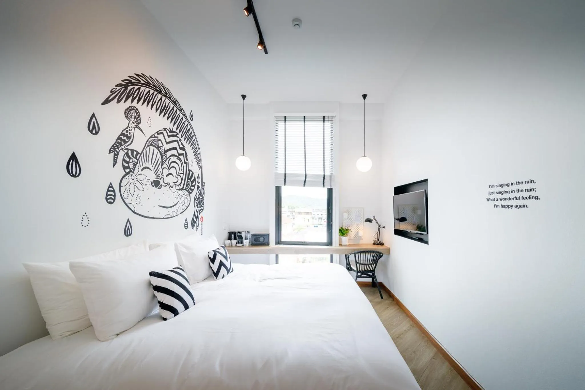 Photo of the whole room, Bed in Blu Monkey Hub & Hotel Ranong