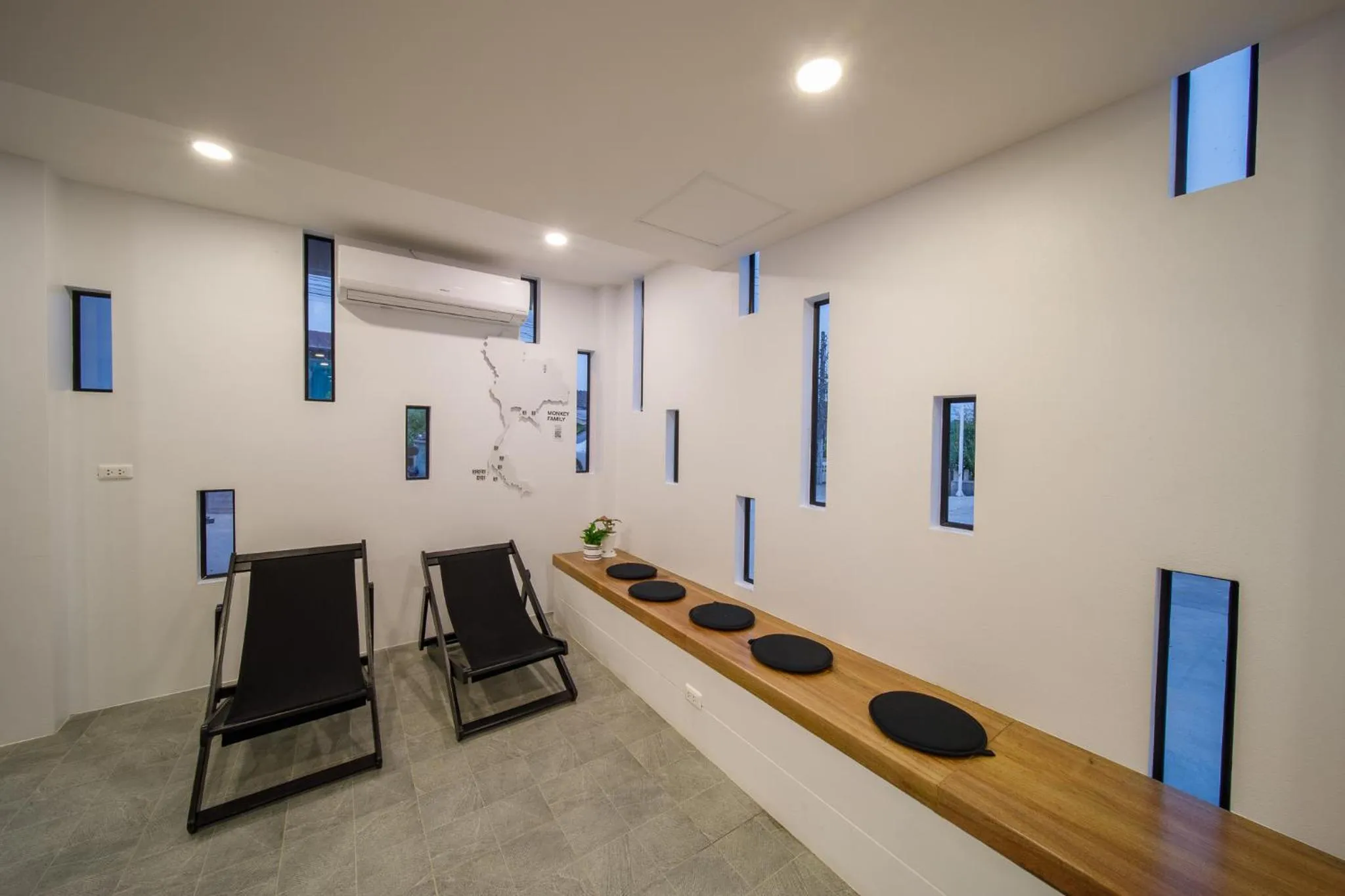 Lobby or reception in Blu Monkey Hub & Hotel Ranong