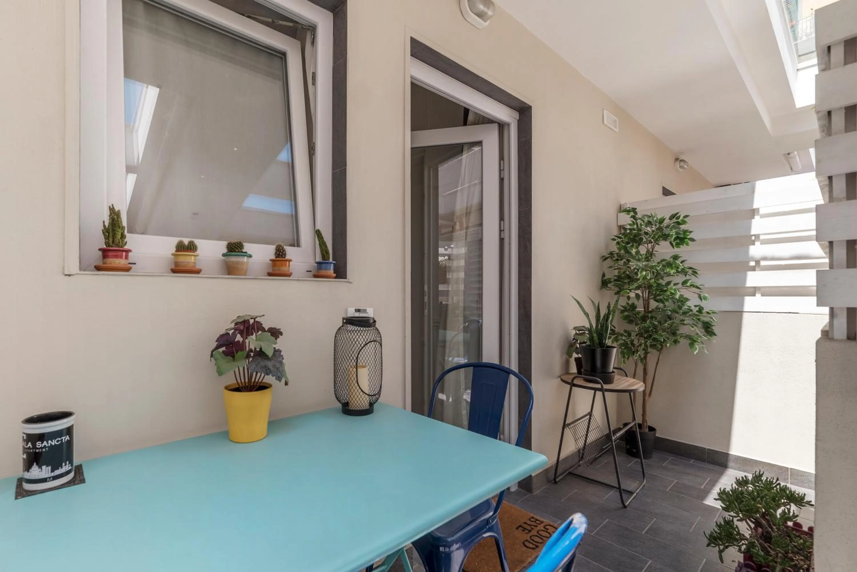 Area and facilities in Scala Santa & Laterano Open Space