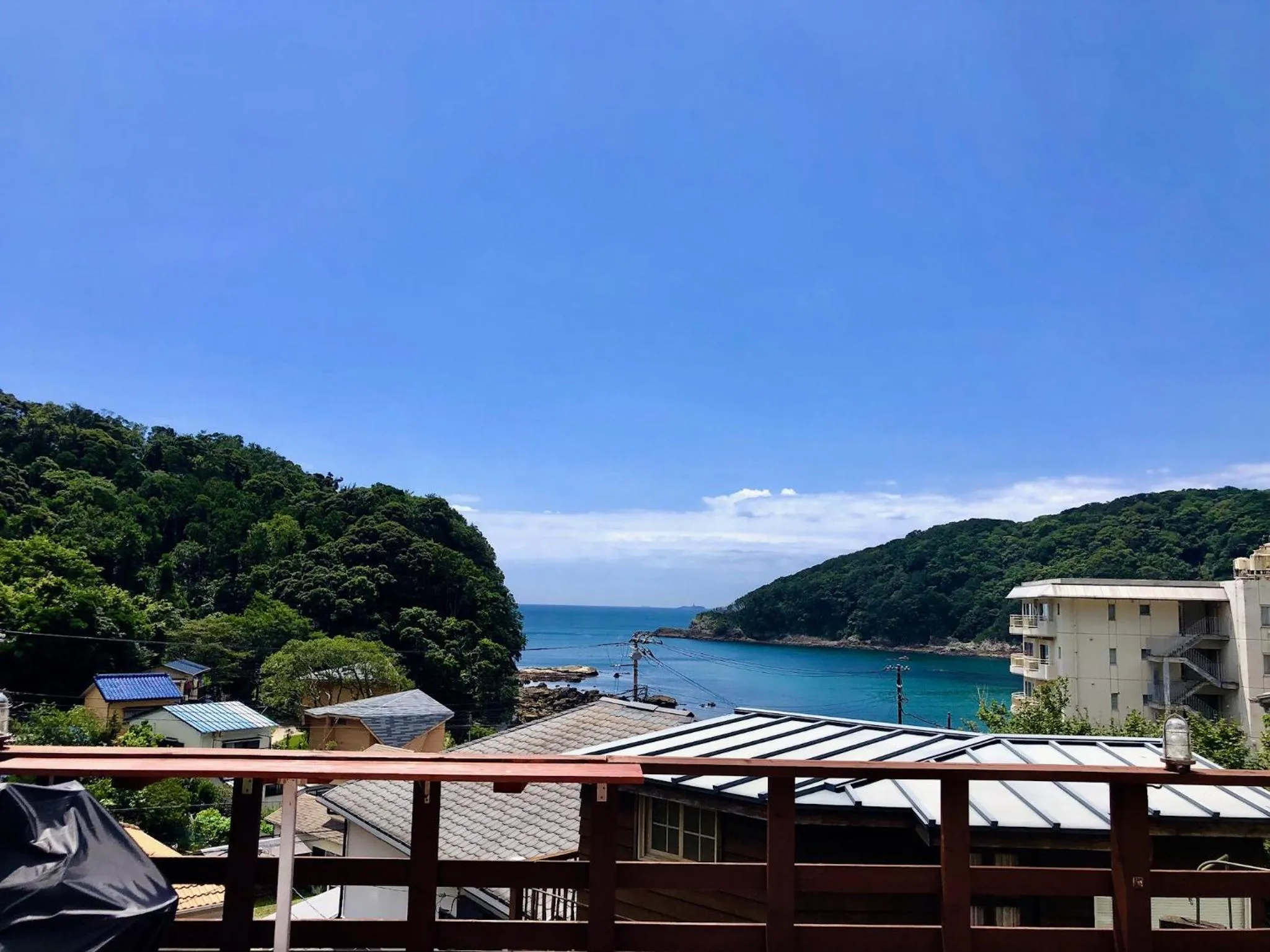 Balcony/Terrace in Guesthouse All you need - All rooms have an ocean view!