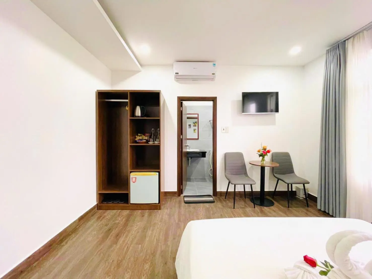 TV and multimedia, Bed in Hue Royal Hotel