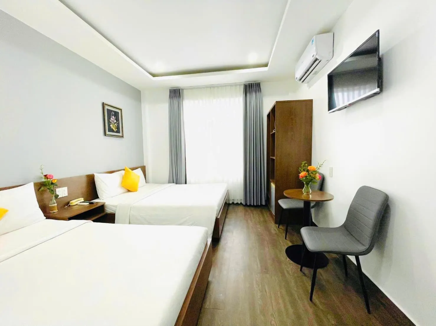 Bed in Hue Royal Hotel