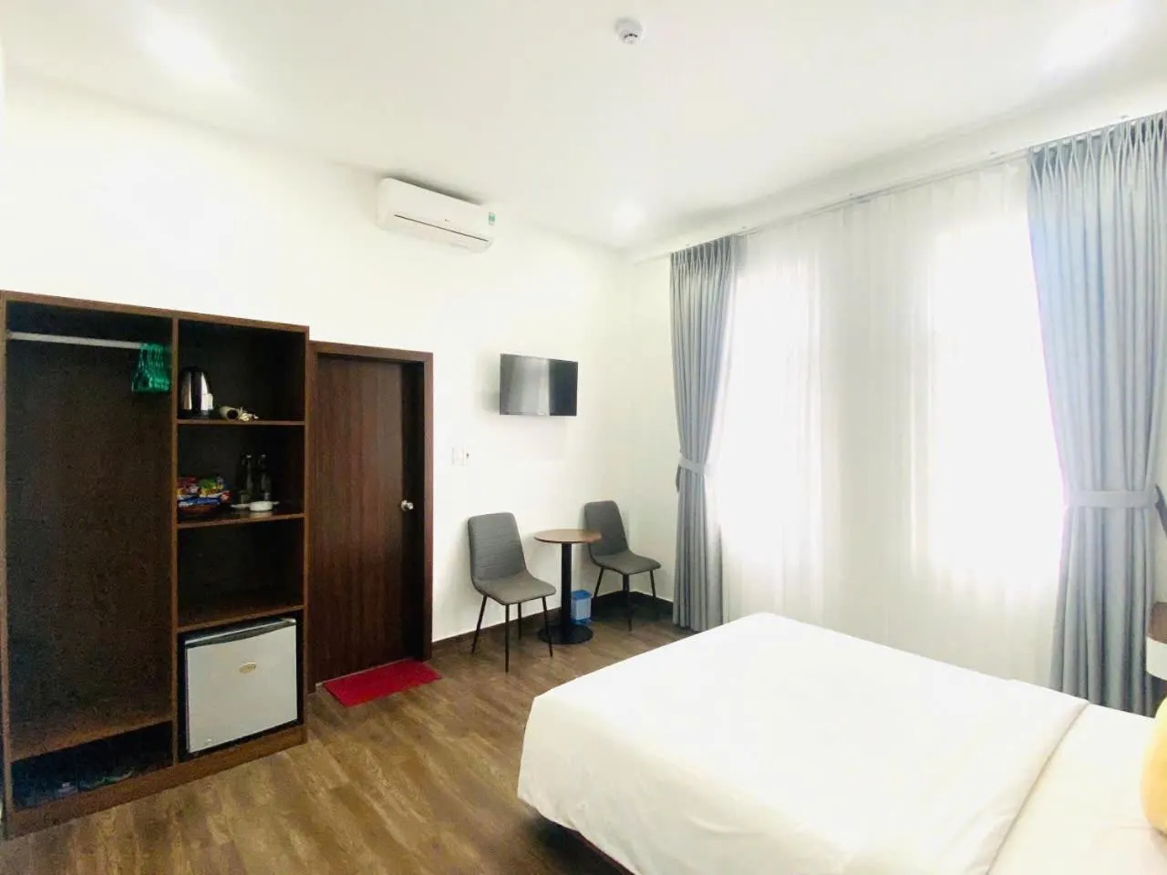 Bed in Hue Royal Hotel