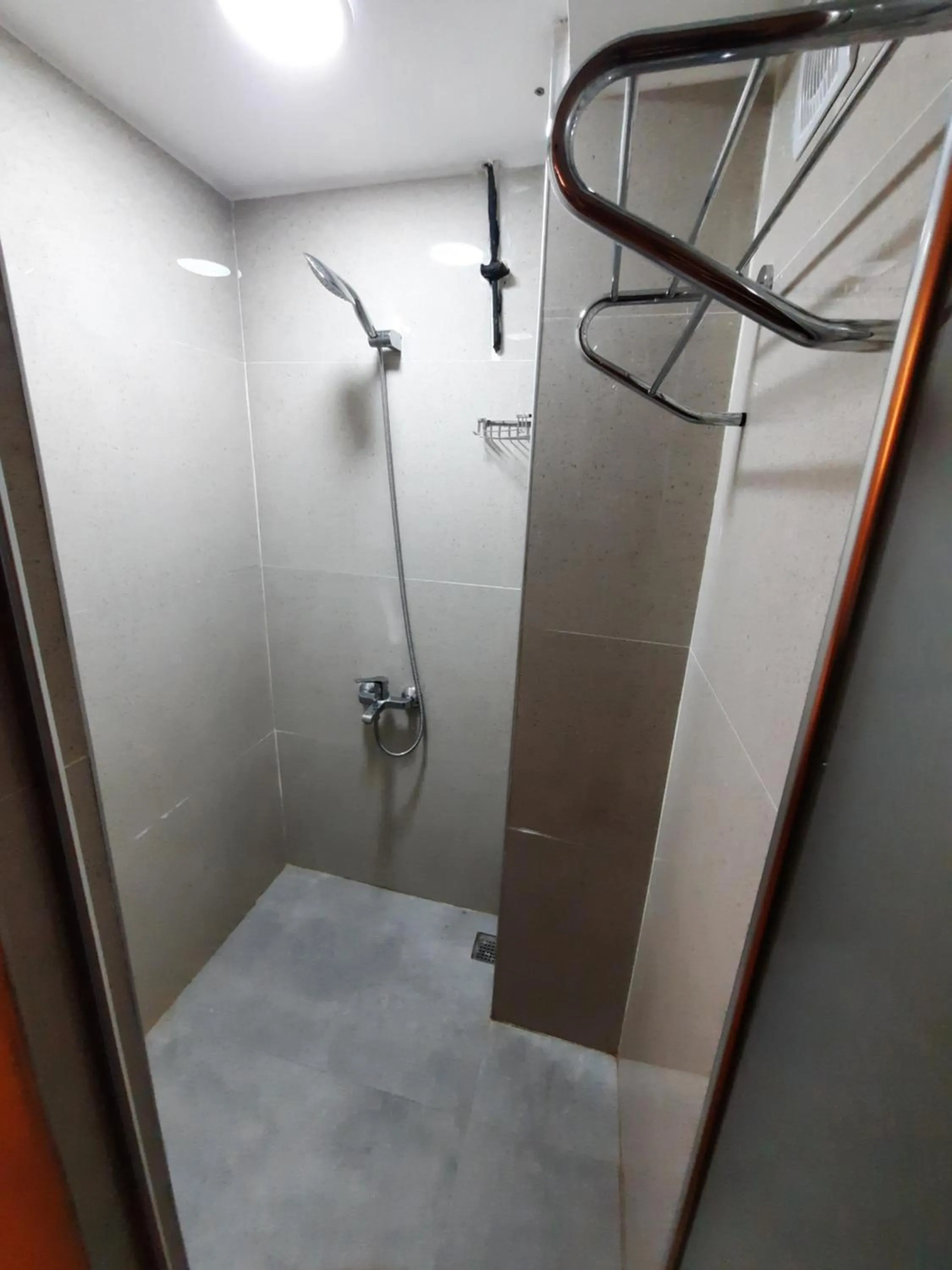 Shower in Fanus Suites Karaköy