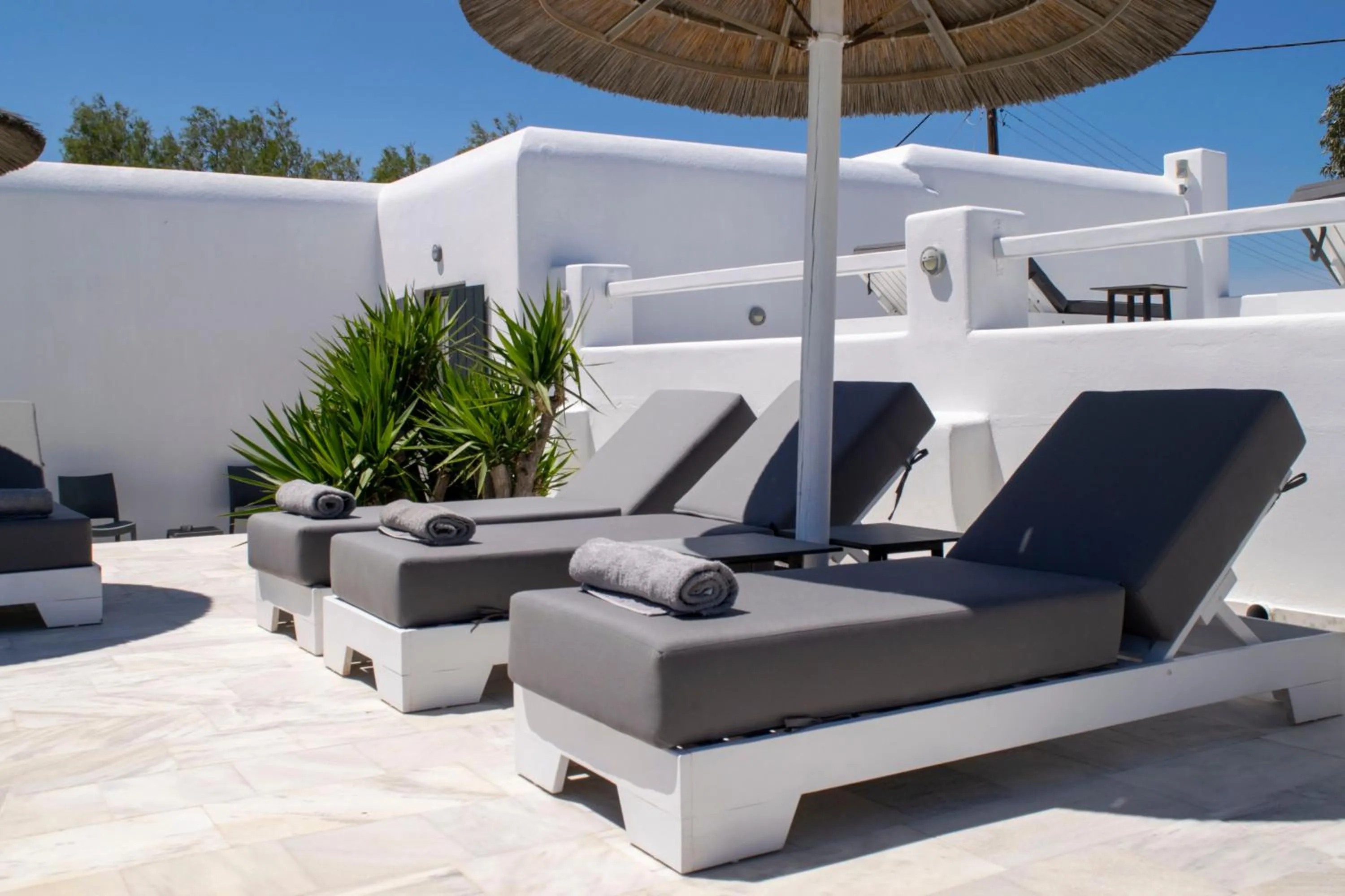 sunbed in Giannoulaki Resort