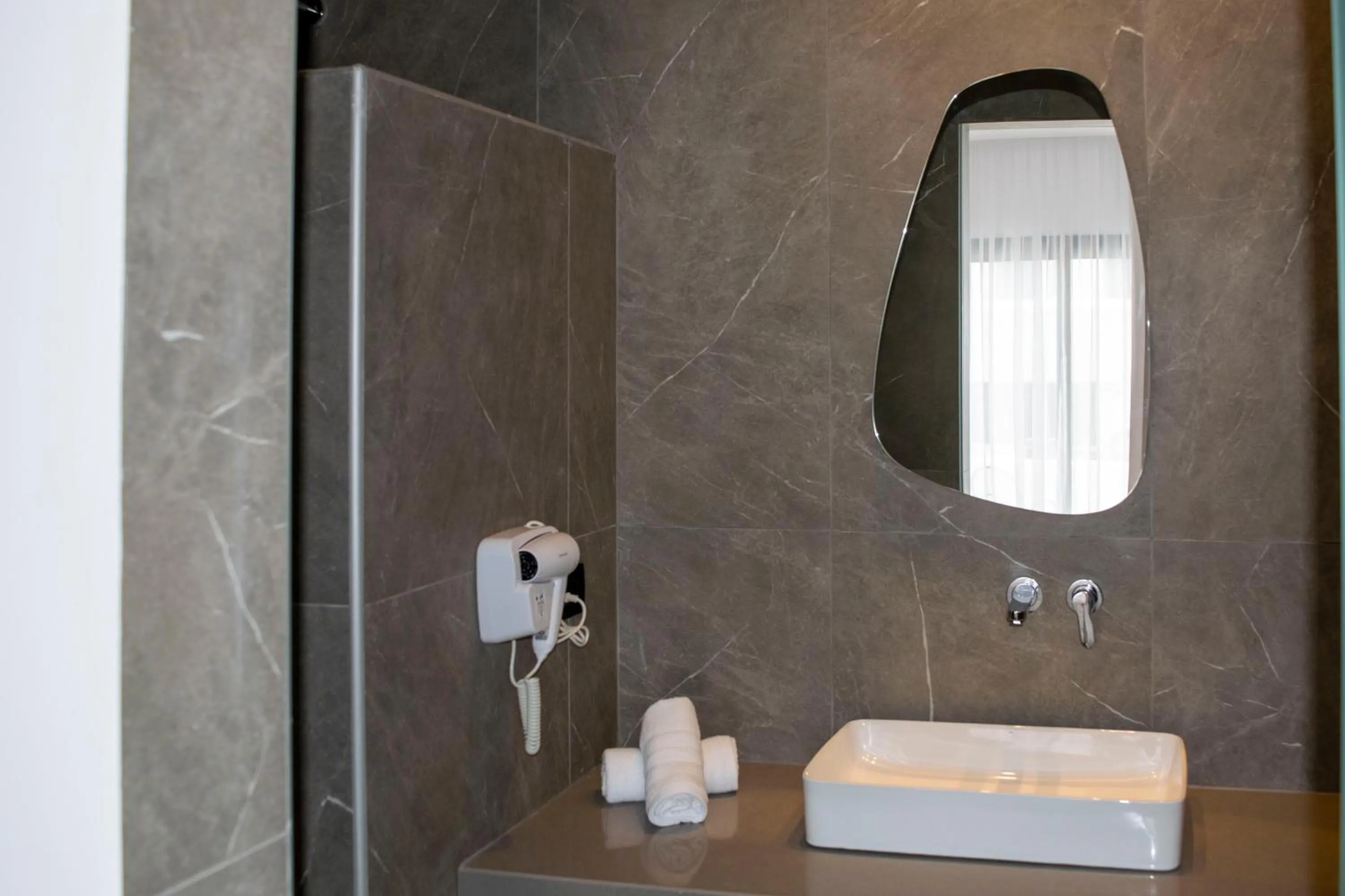 Bathroom in Giannoulaki Resort