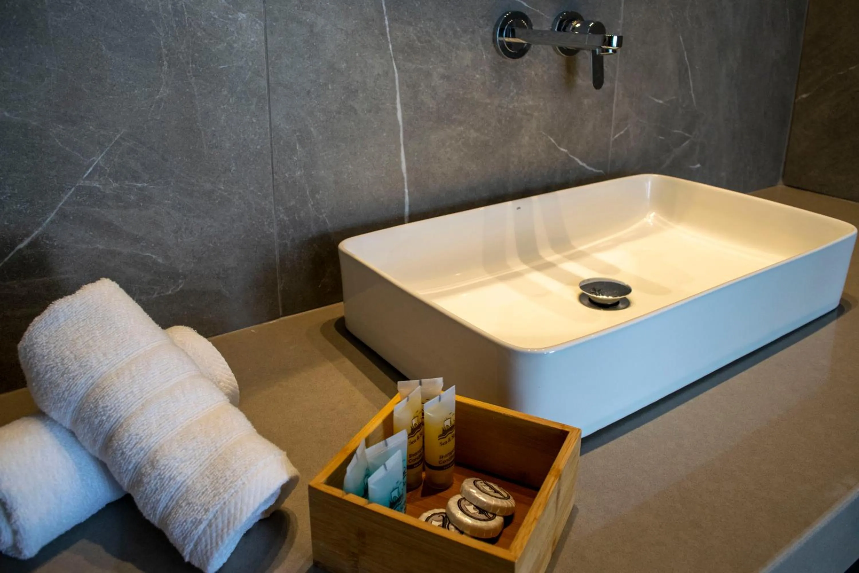 Bathroom in Giannoulaki Resort