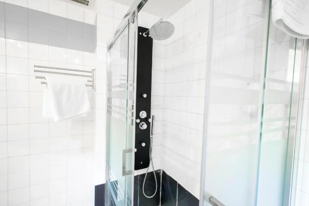 Shower in Habitaciones Premium Finca la Casona