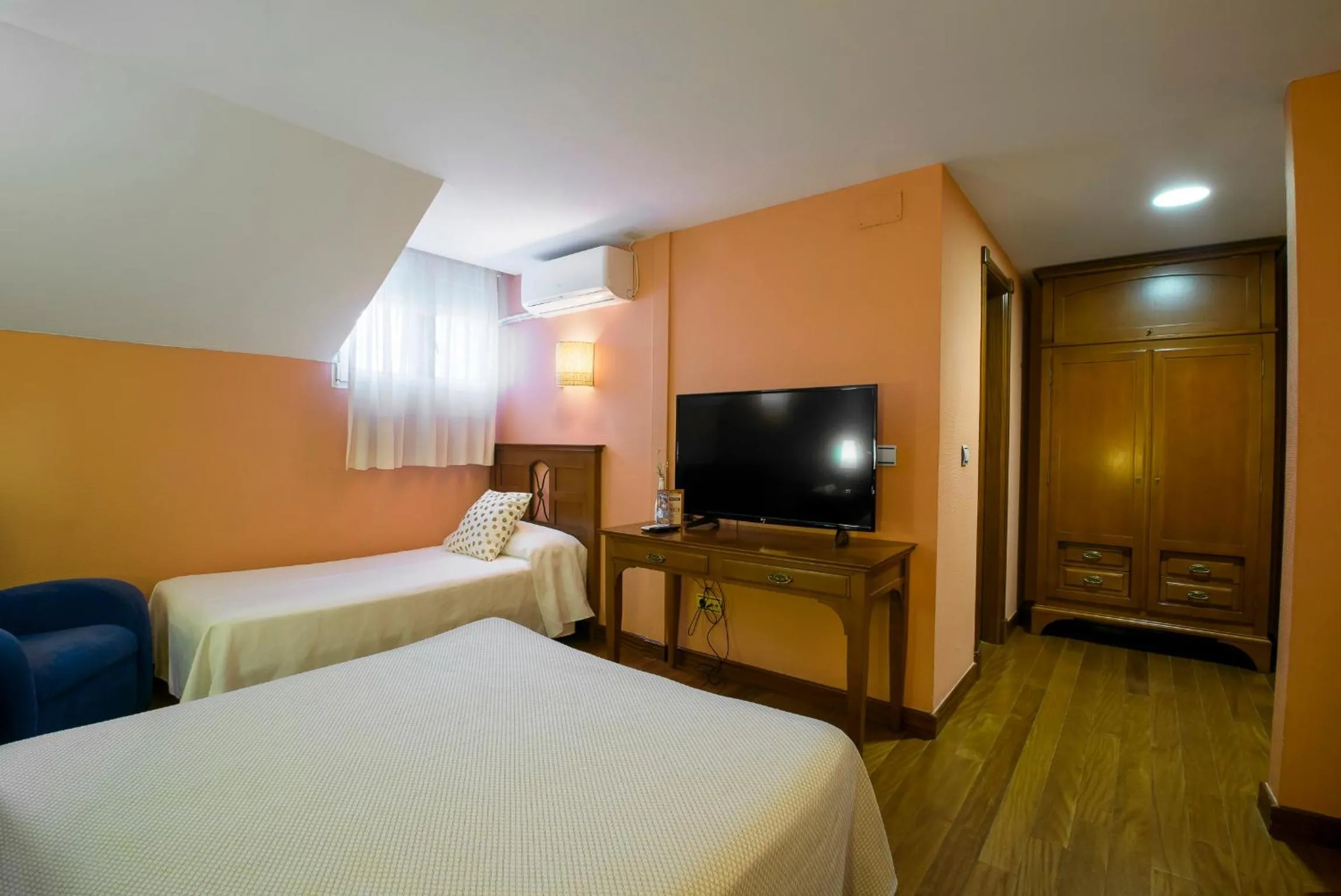 Photo of the whole room, Bed in Habitaciones Premium Finca la Casona