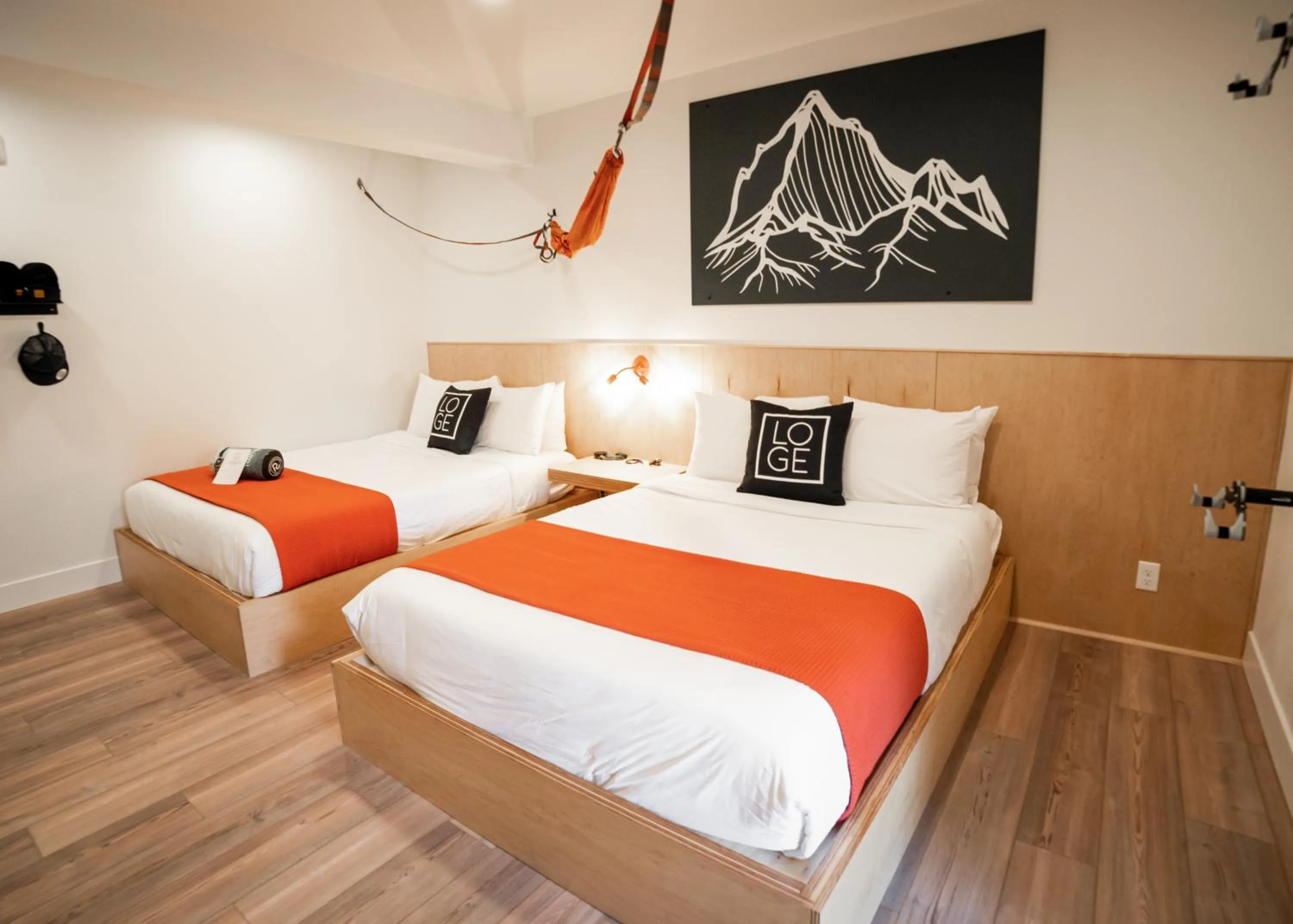 Bedroom, Bed in LOGE Leavenworth