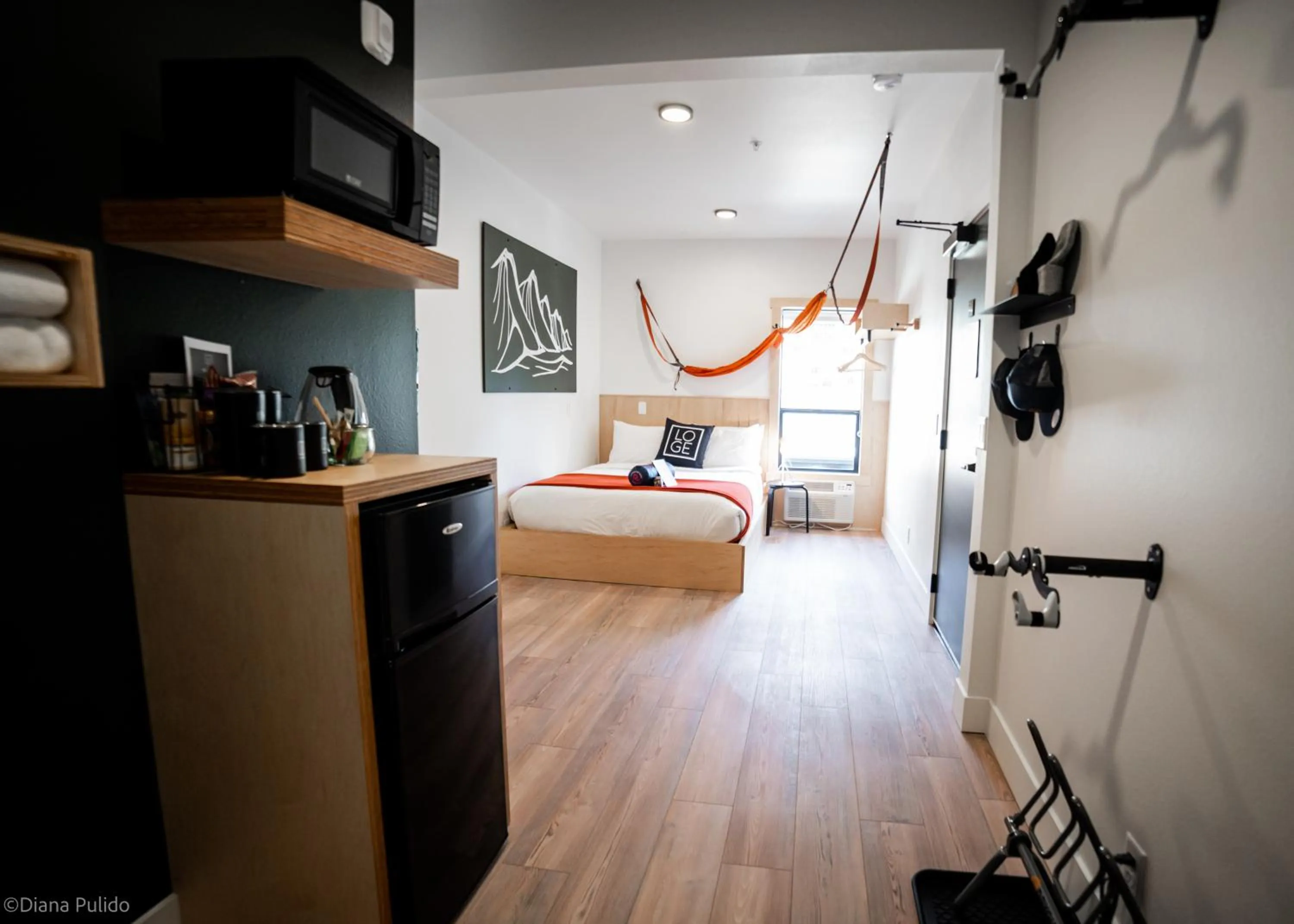 Bed in LOGE Leavenworth