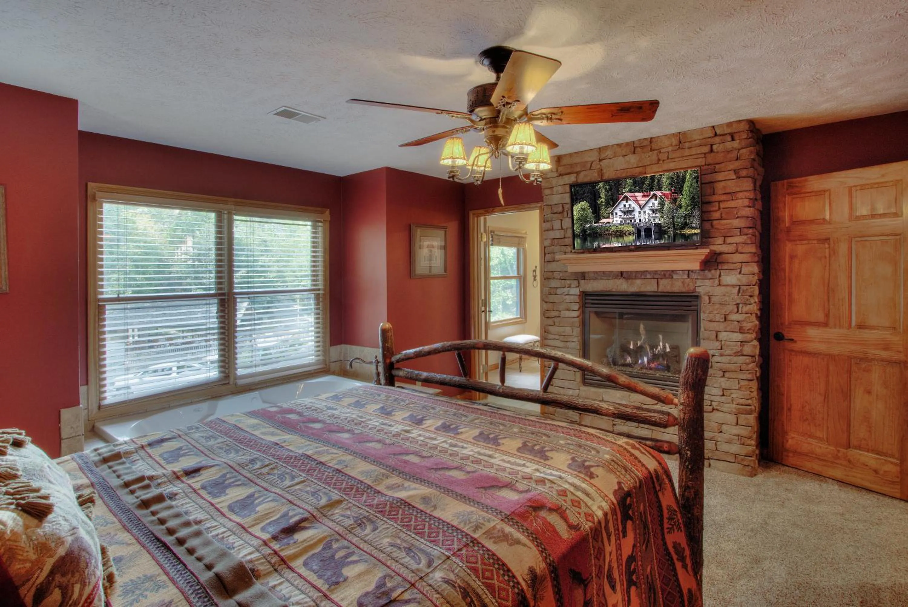 TV and multimedia, Bed in Gorgeous "Country Roads" by HoneyBearCabins 4BR 4BA, next to pool, easy drive, main strip location!