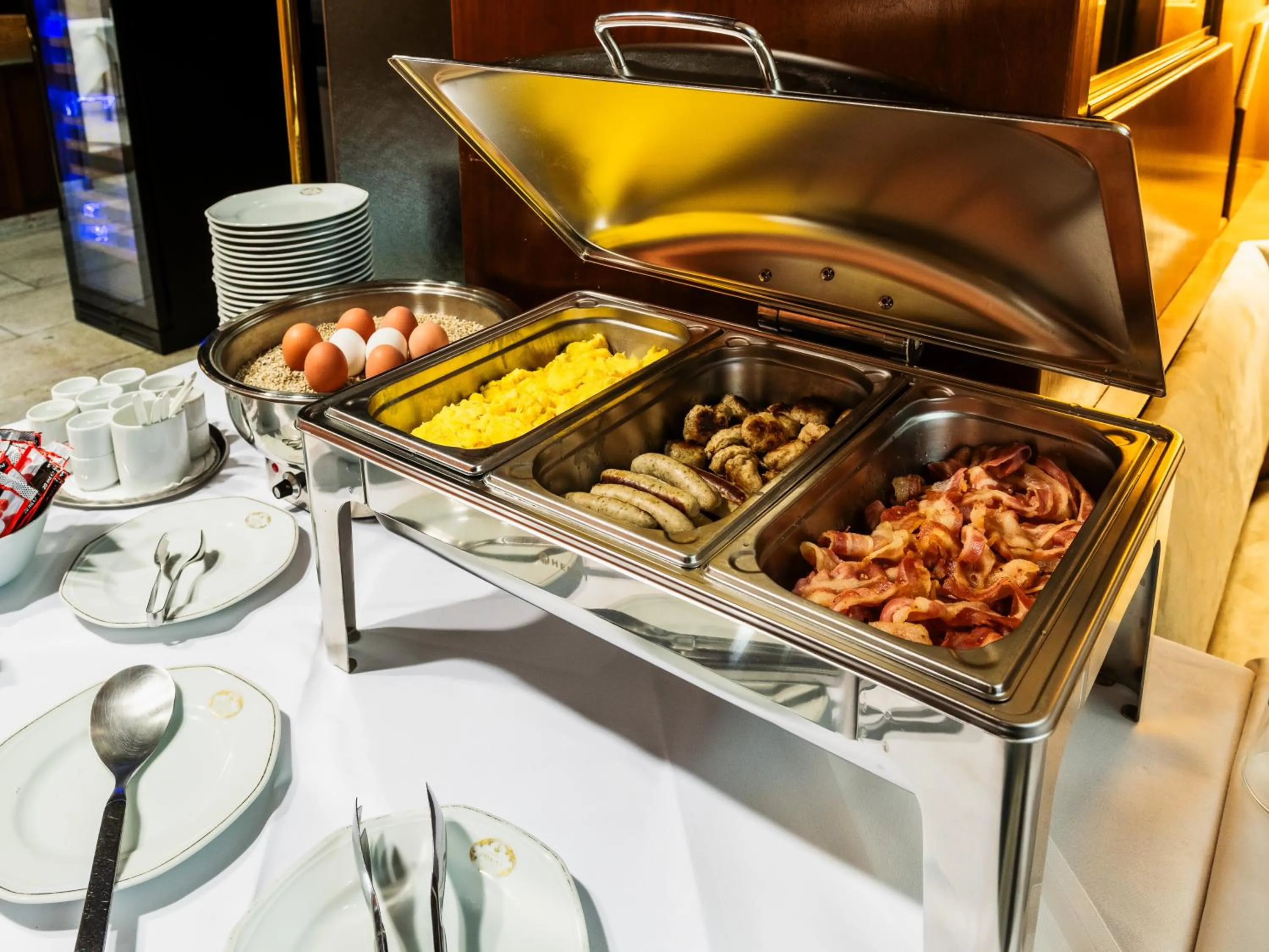 Buffet breakfast in Hotel Royal