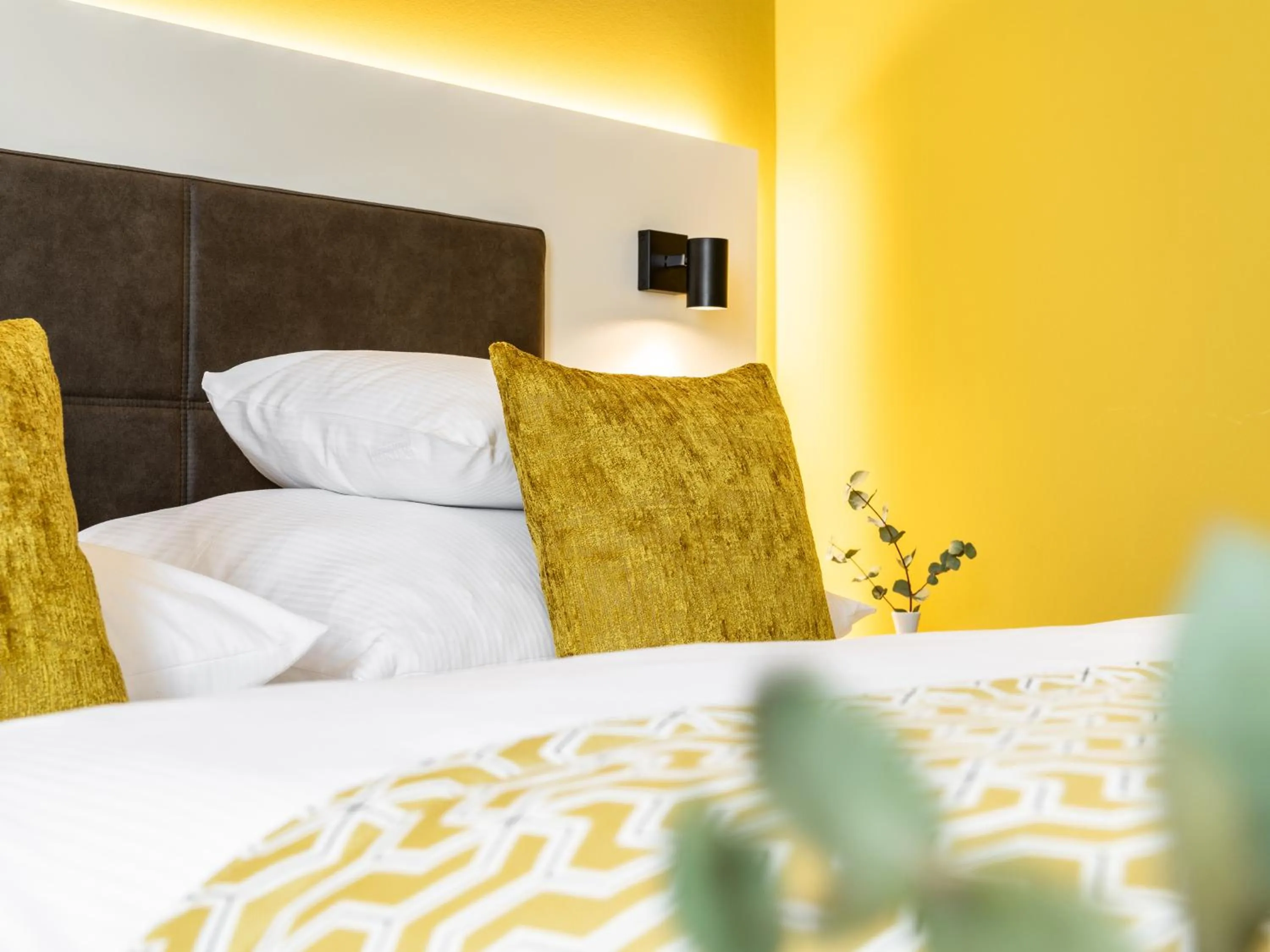 Bedroom, Bed in Hotel Royal