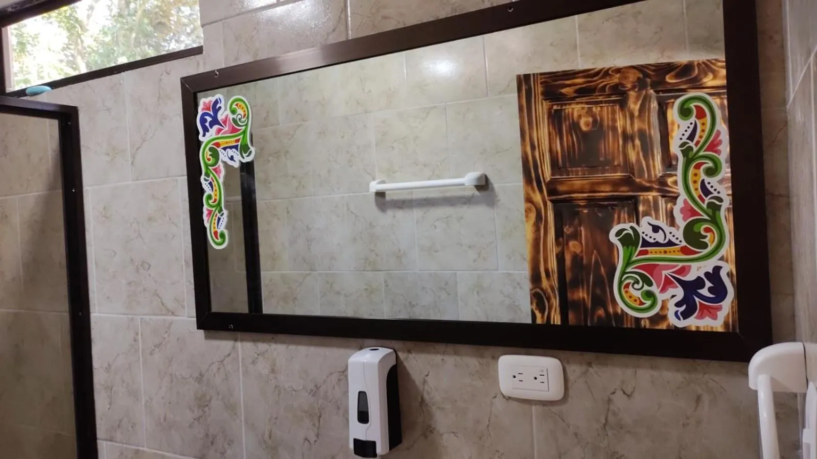 HOTEL, VILLAS y GLAMPINGS MYA -PUERTO VIEJO, Limon, CR