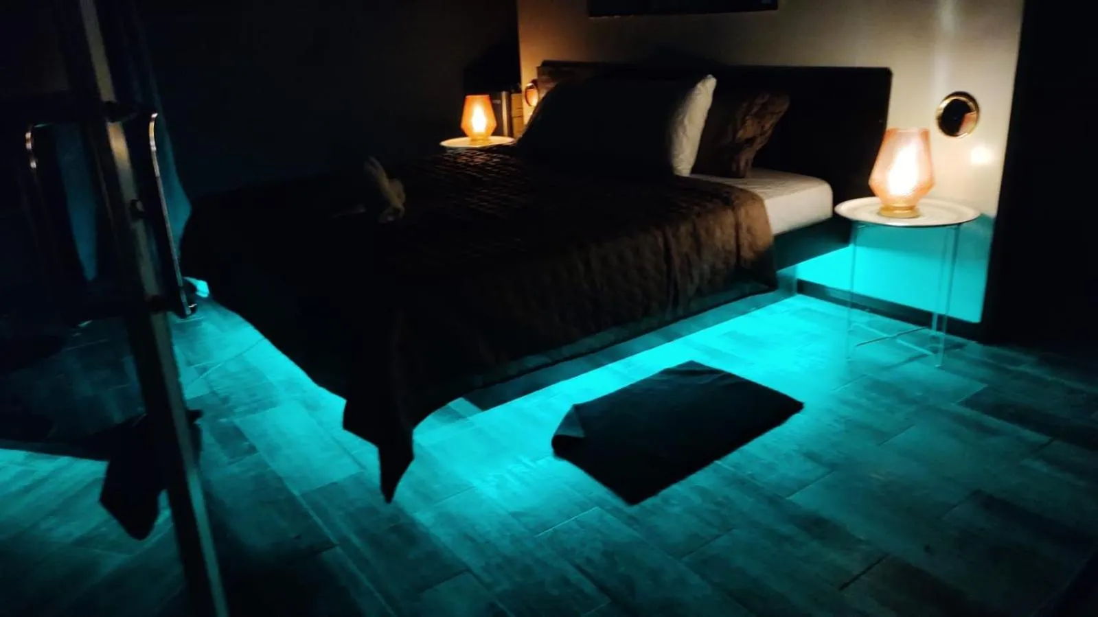 Bed in HOTEL, VILLAS y GLAMPINGS MYA -PUERTO VIEJO, Limon, CR