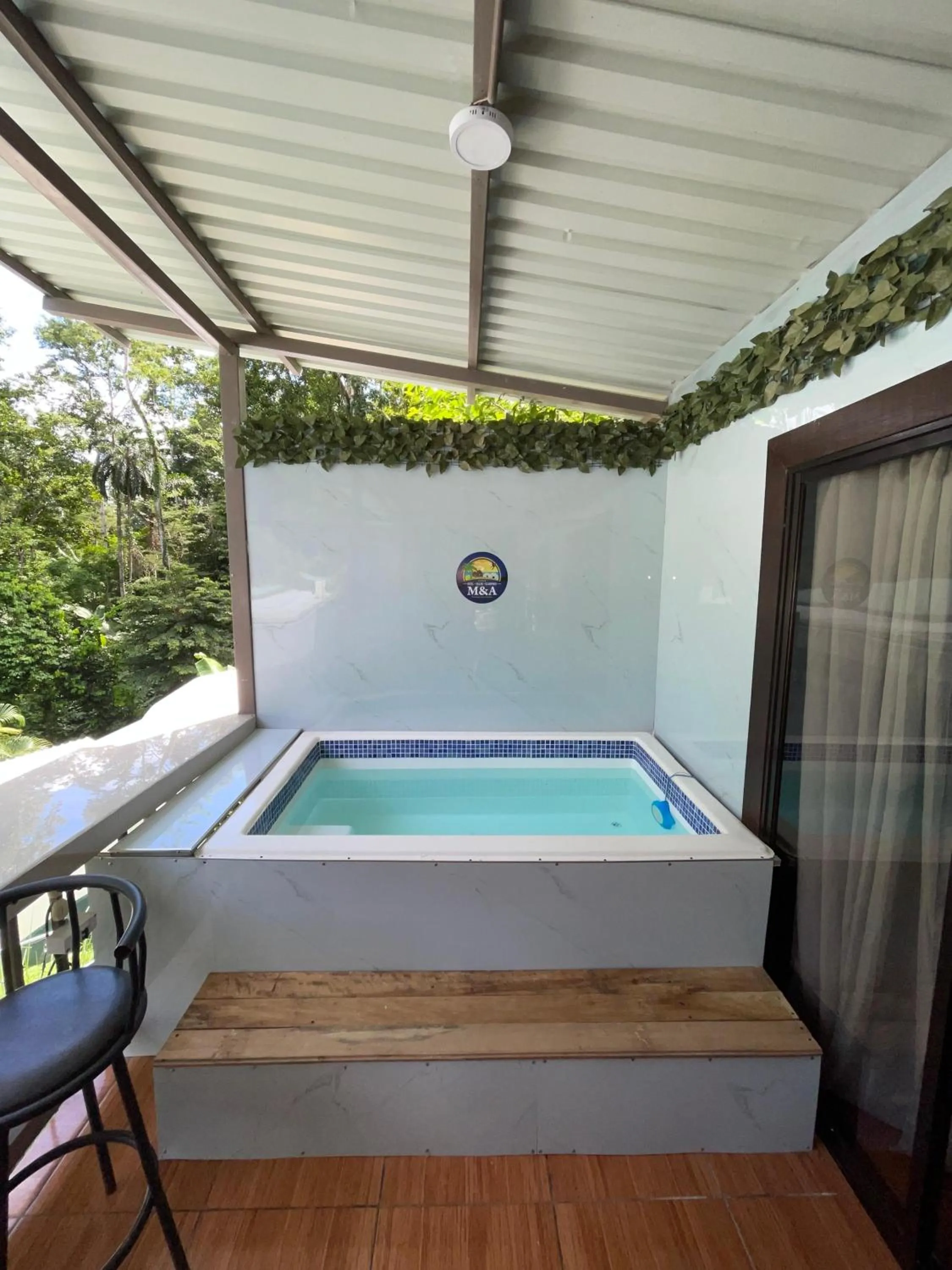 HOTEL, VILLAS y GLAMPINGS MYA -PUERTO VIEJO, Limon, CR