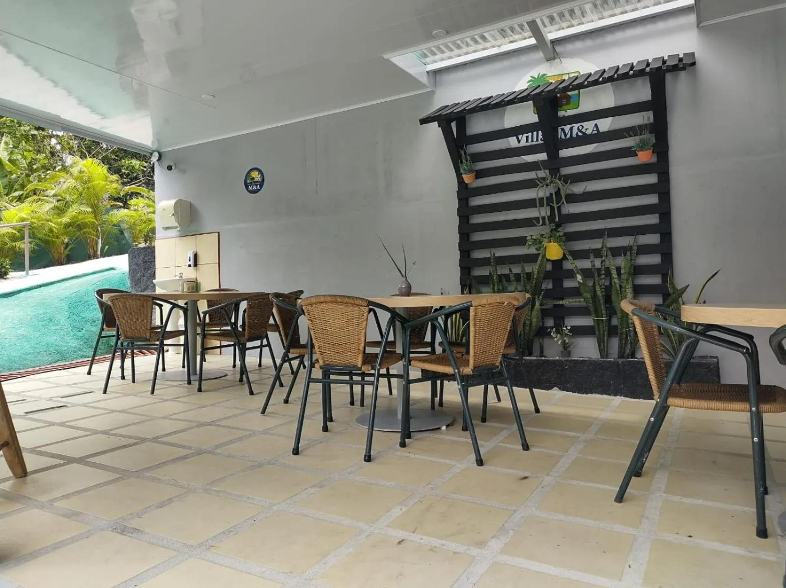 Restaurant/places to eat in HOTEL, VILLAS y GLAMPINGS MYA -PUERTO VIEJO, Limon, CR