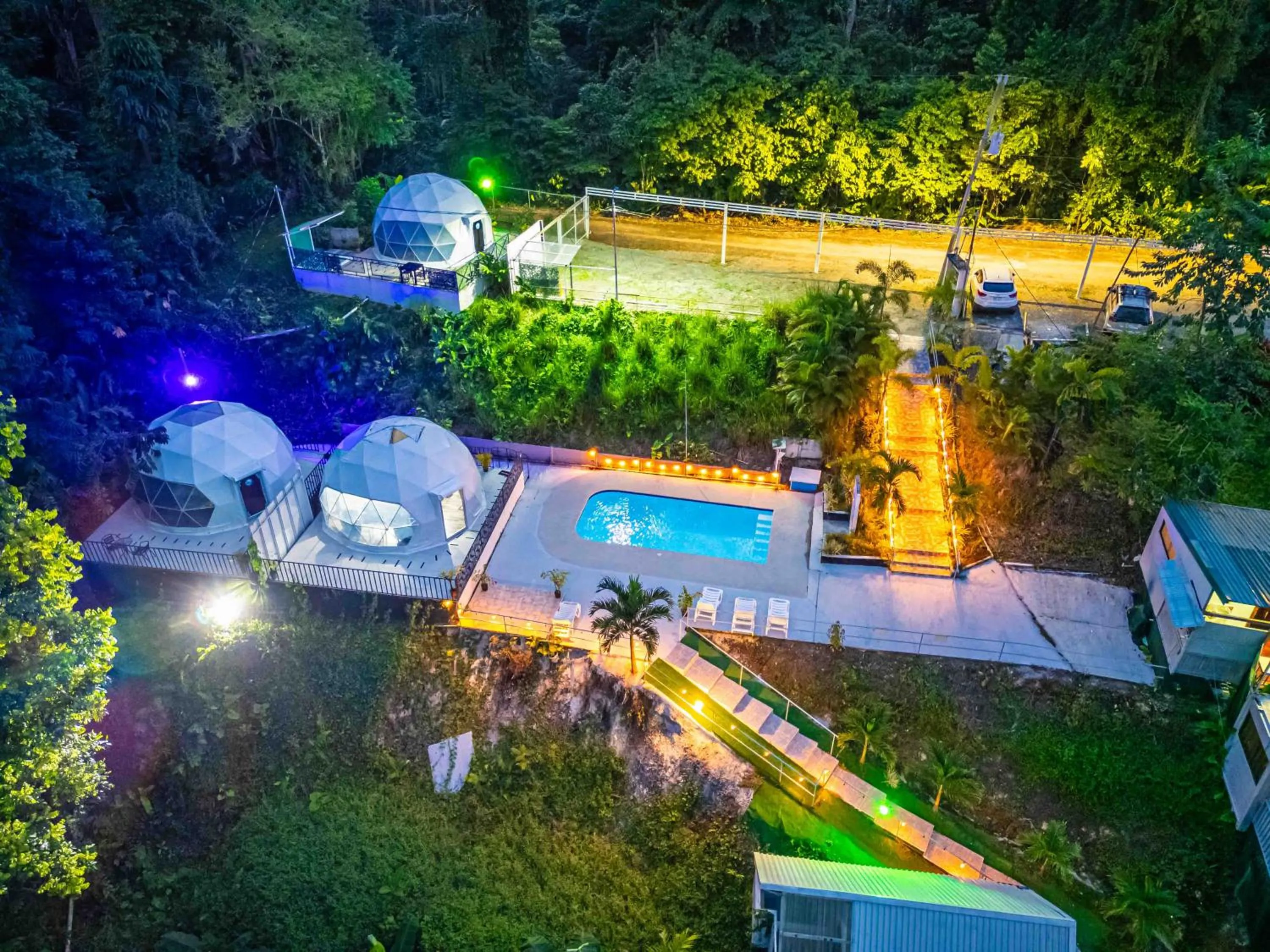 HOTEL, VILLAS y GLAMPINGS MYA -PUERTO VIEJO, Limon, CR