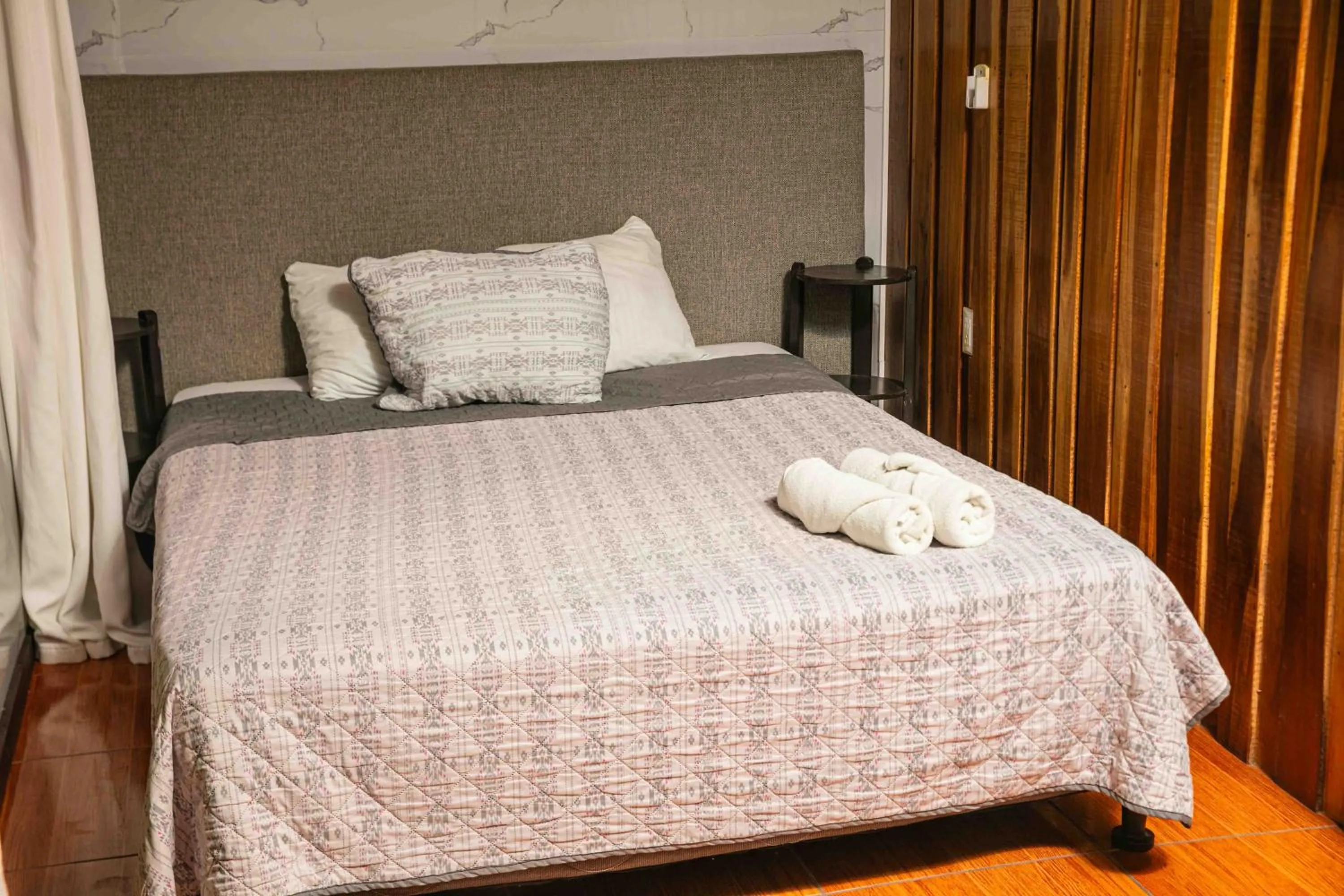 Bed in HOTEL, VILLAS y GLAMPINGS MYA -PUERTO VIEJO, Limon, CR